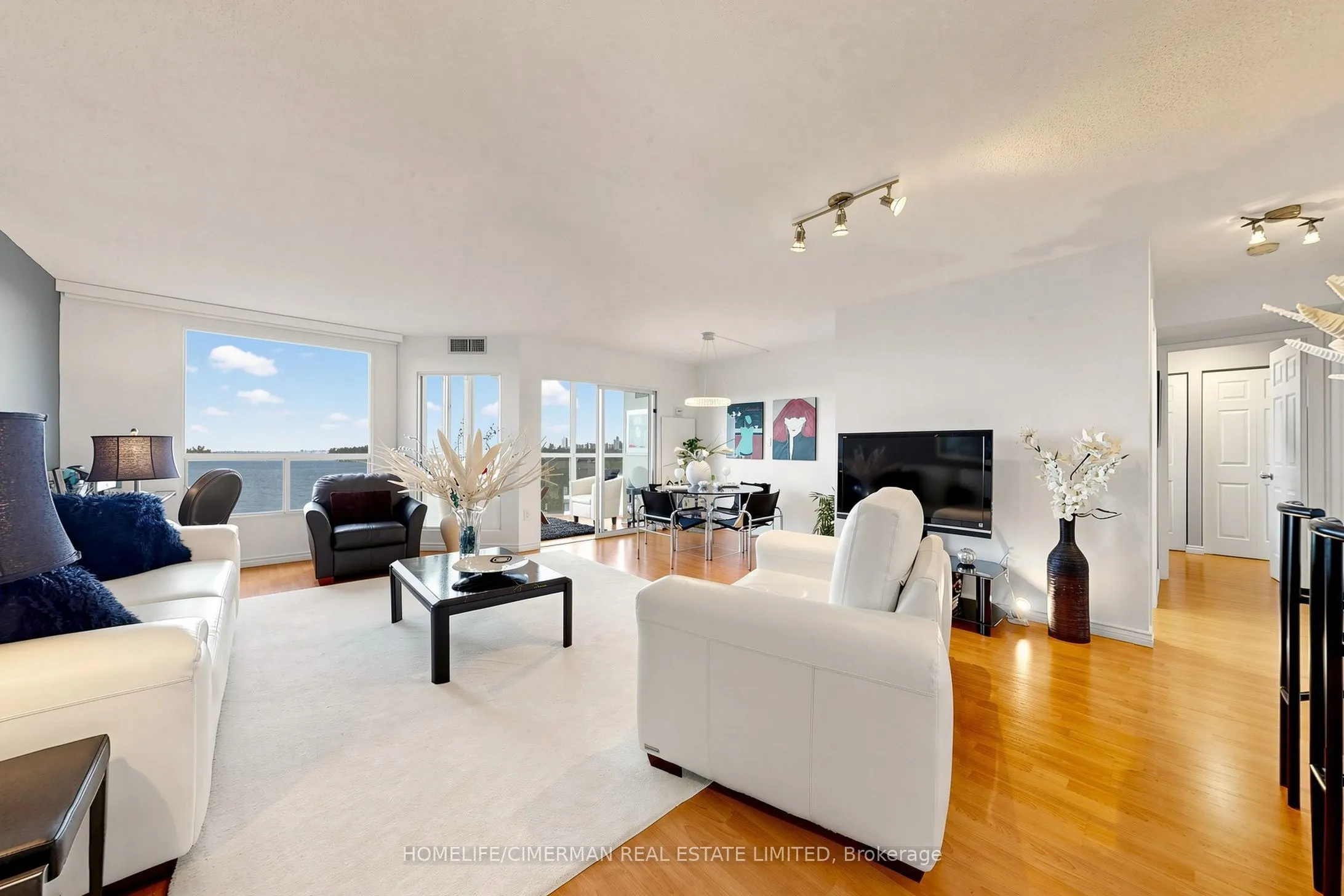 5 Concorde Place #3302