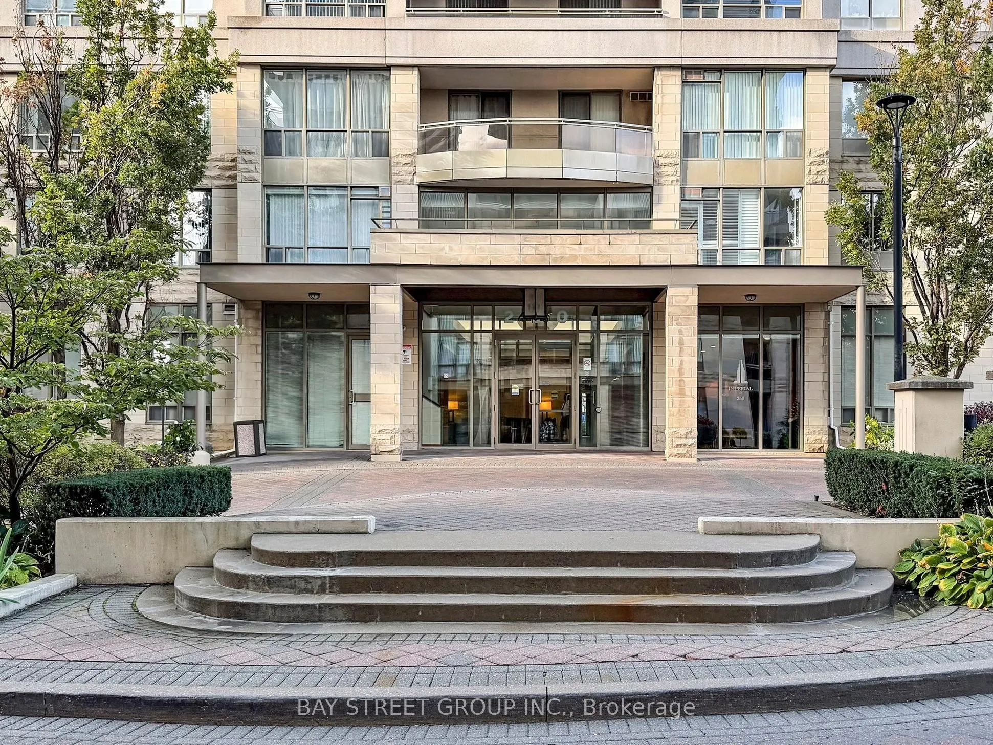 260 Doris Avenue #906