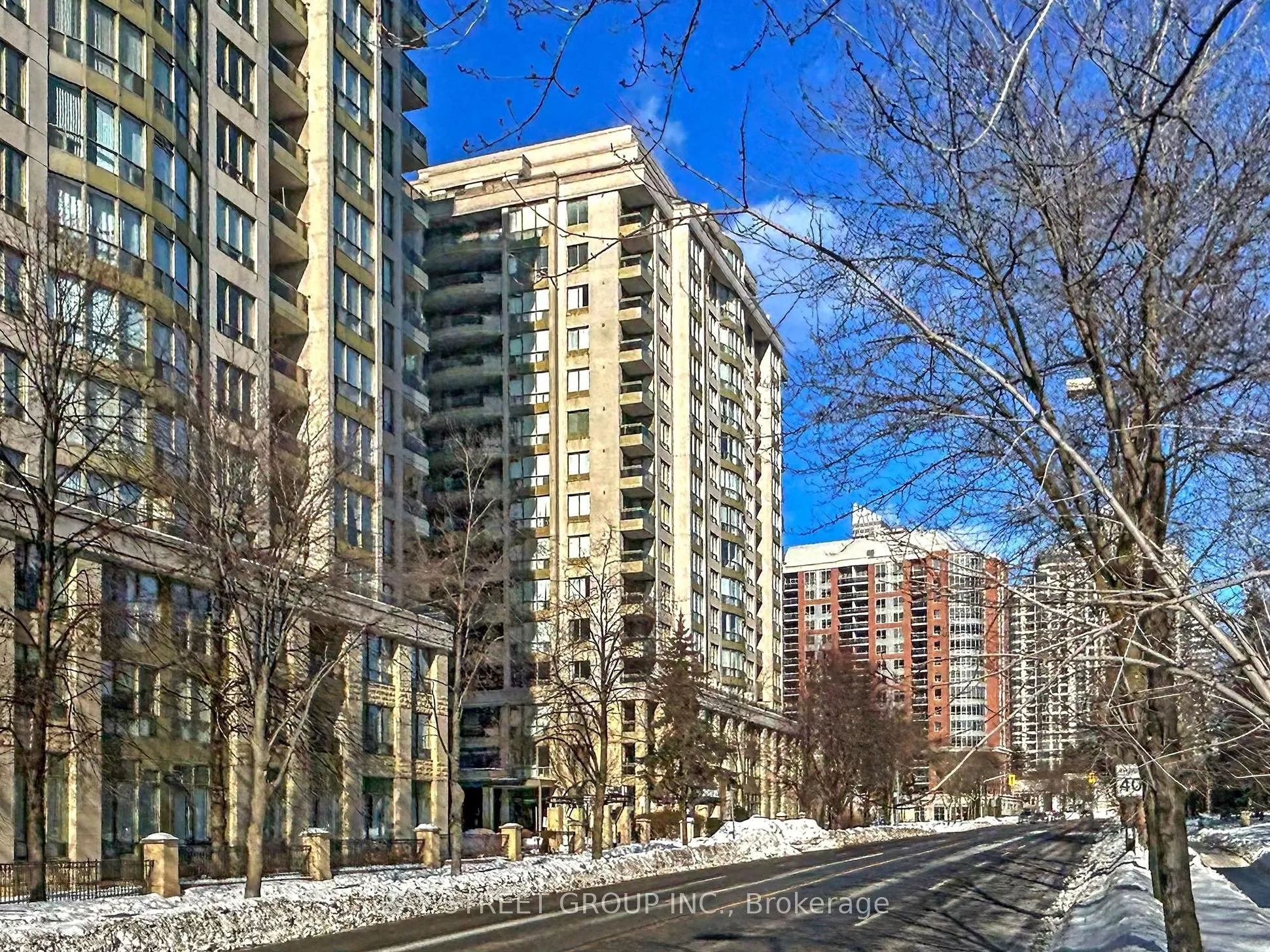 260 Doris Avenue #906