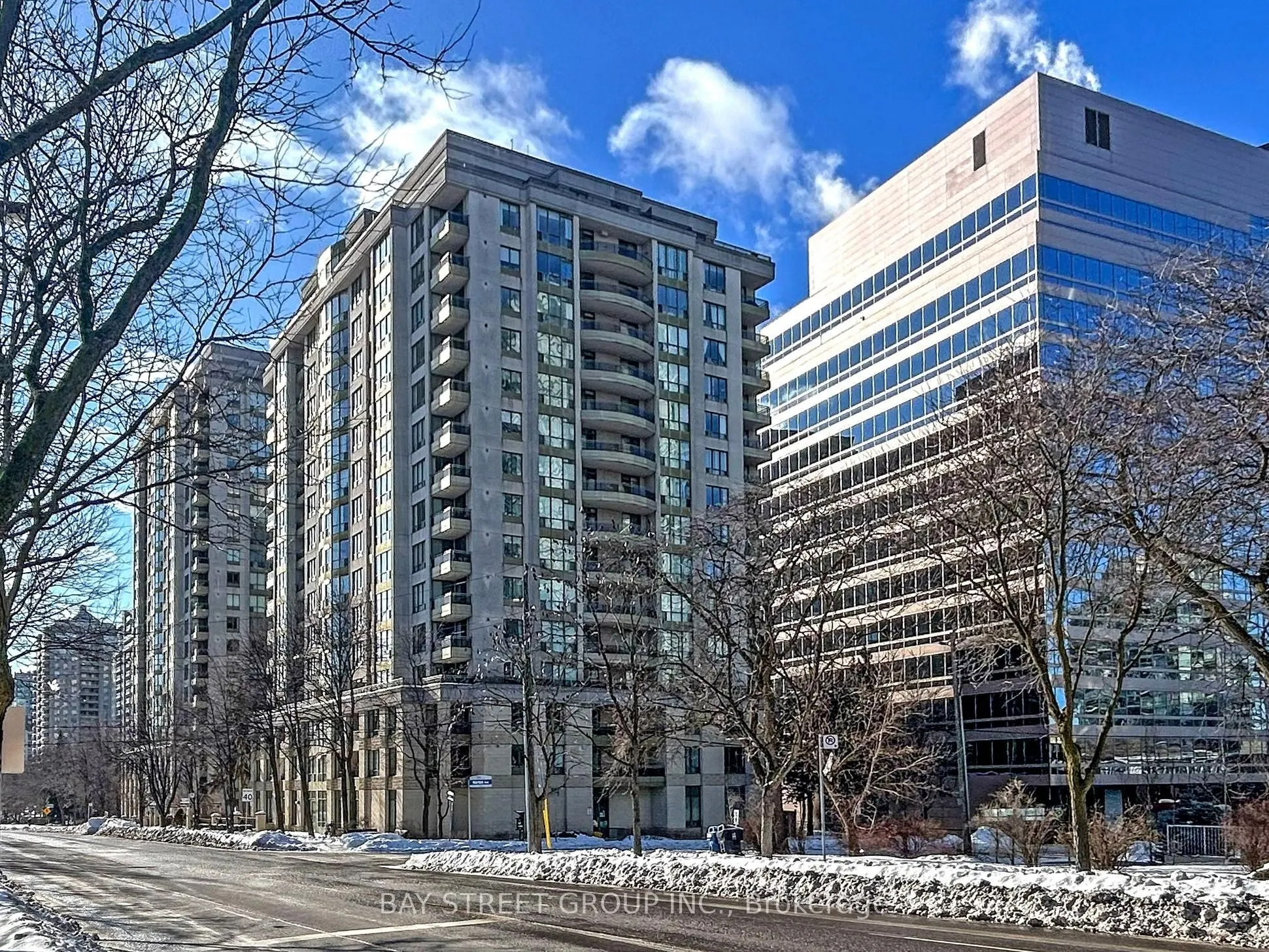 260 Doris Avenue #906