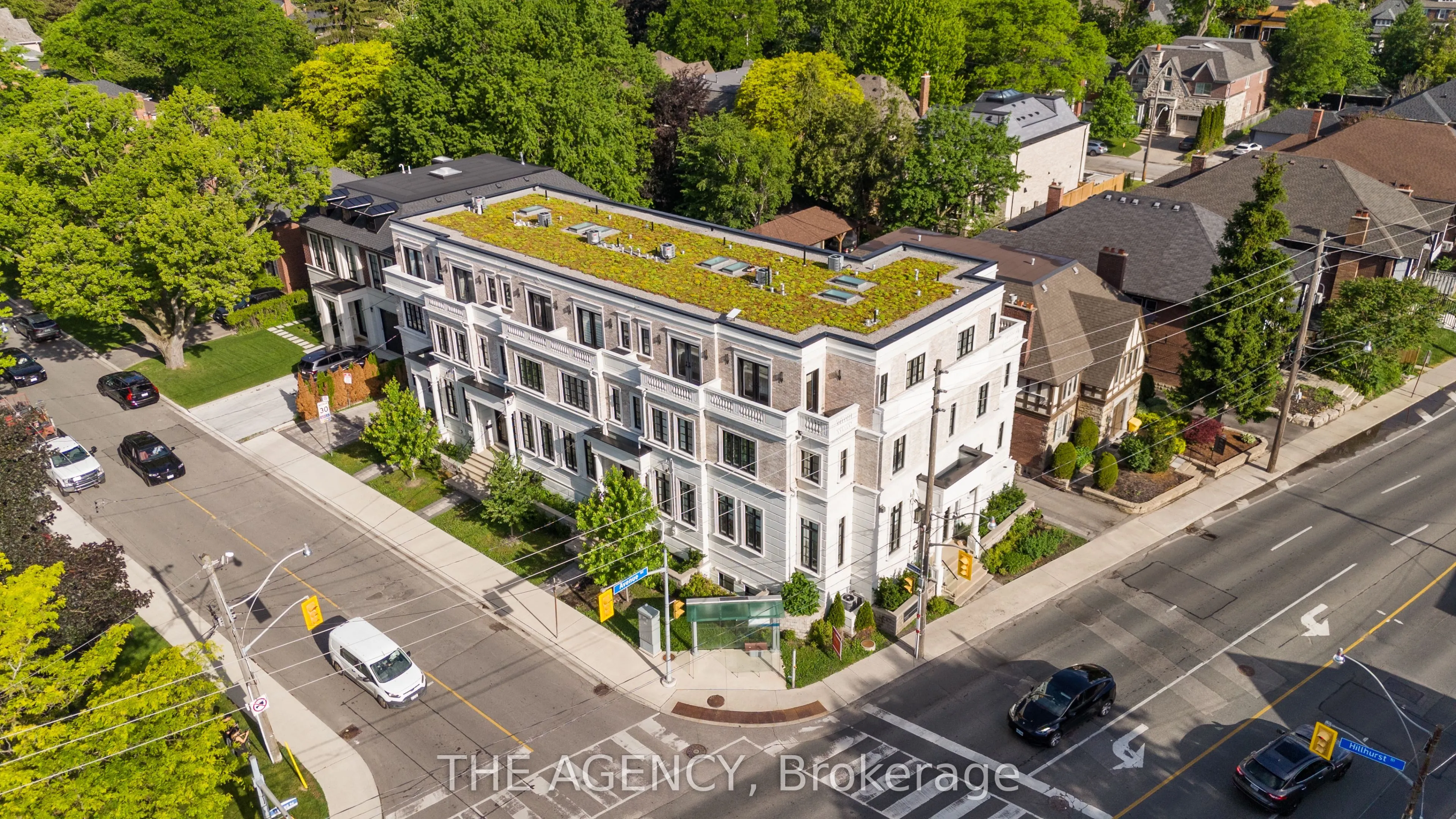 30 Hillhurst Boulevard
