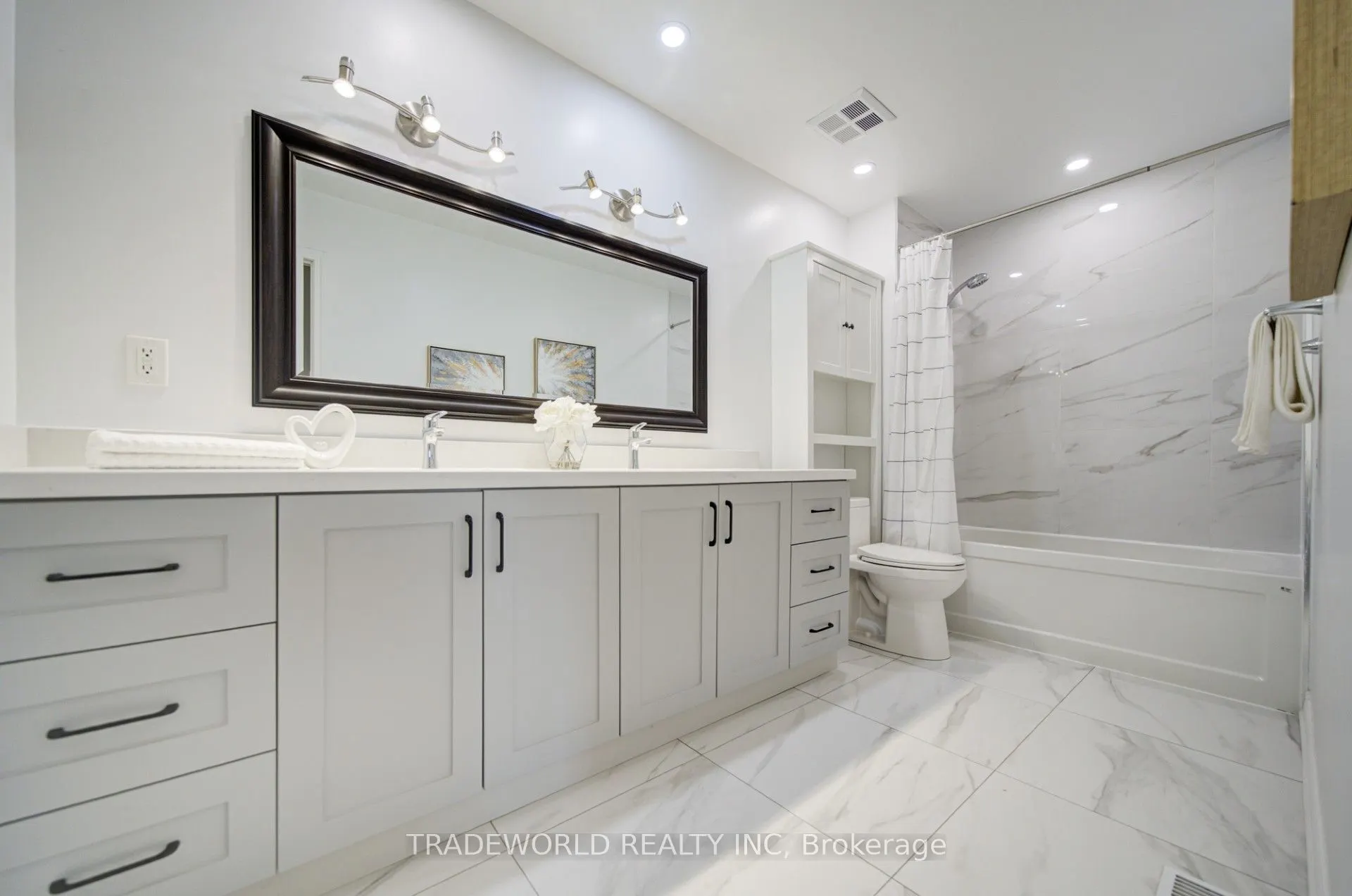 37 Avondale Avenue #513