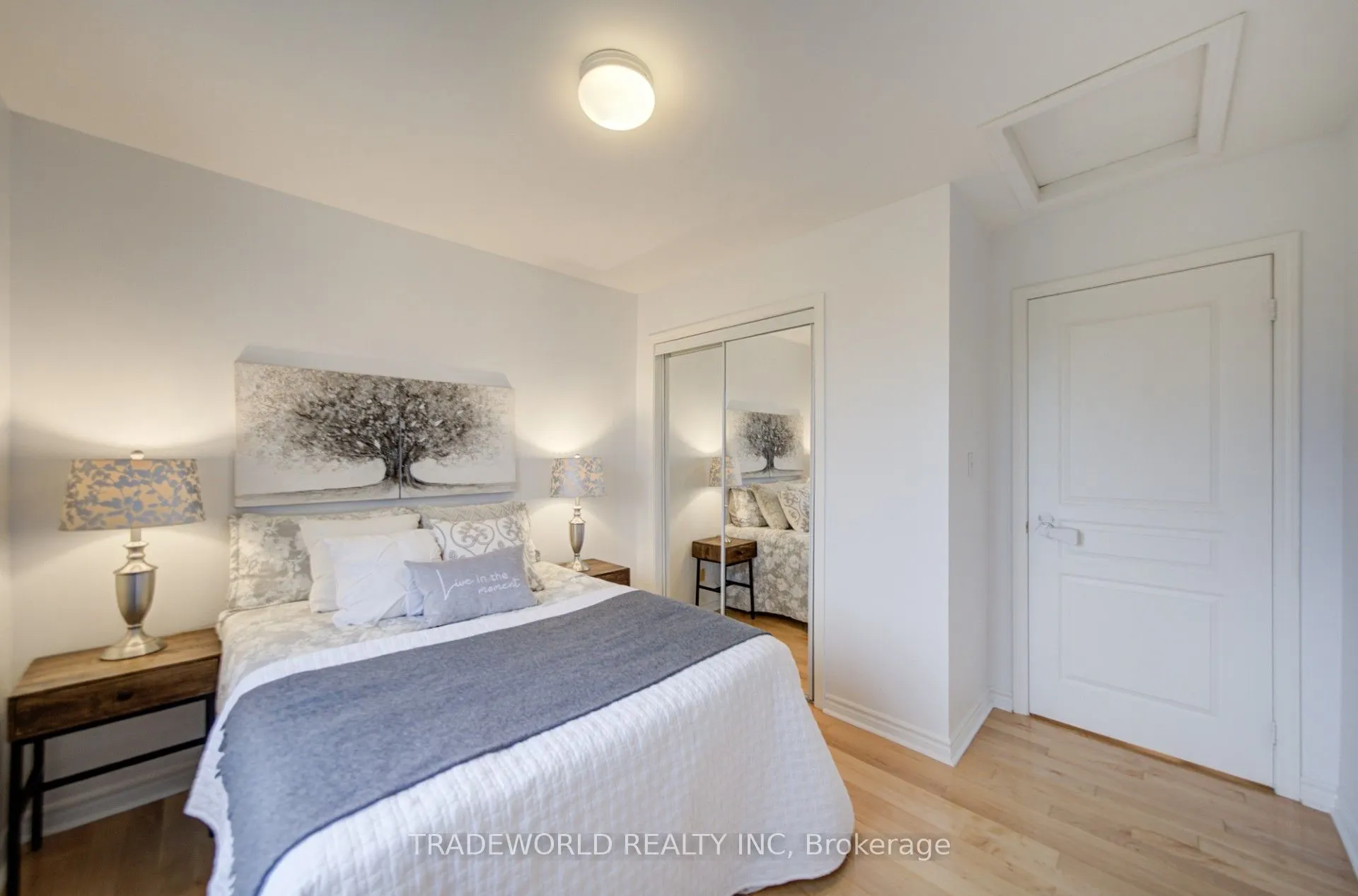 37 Avondale Avenue #513