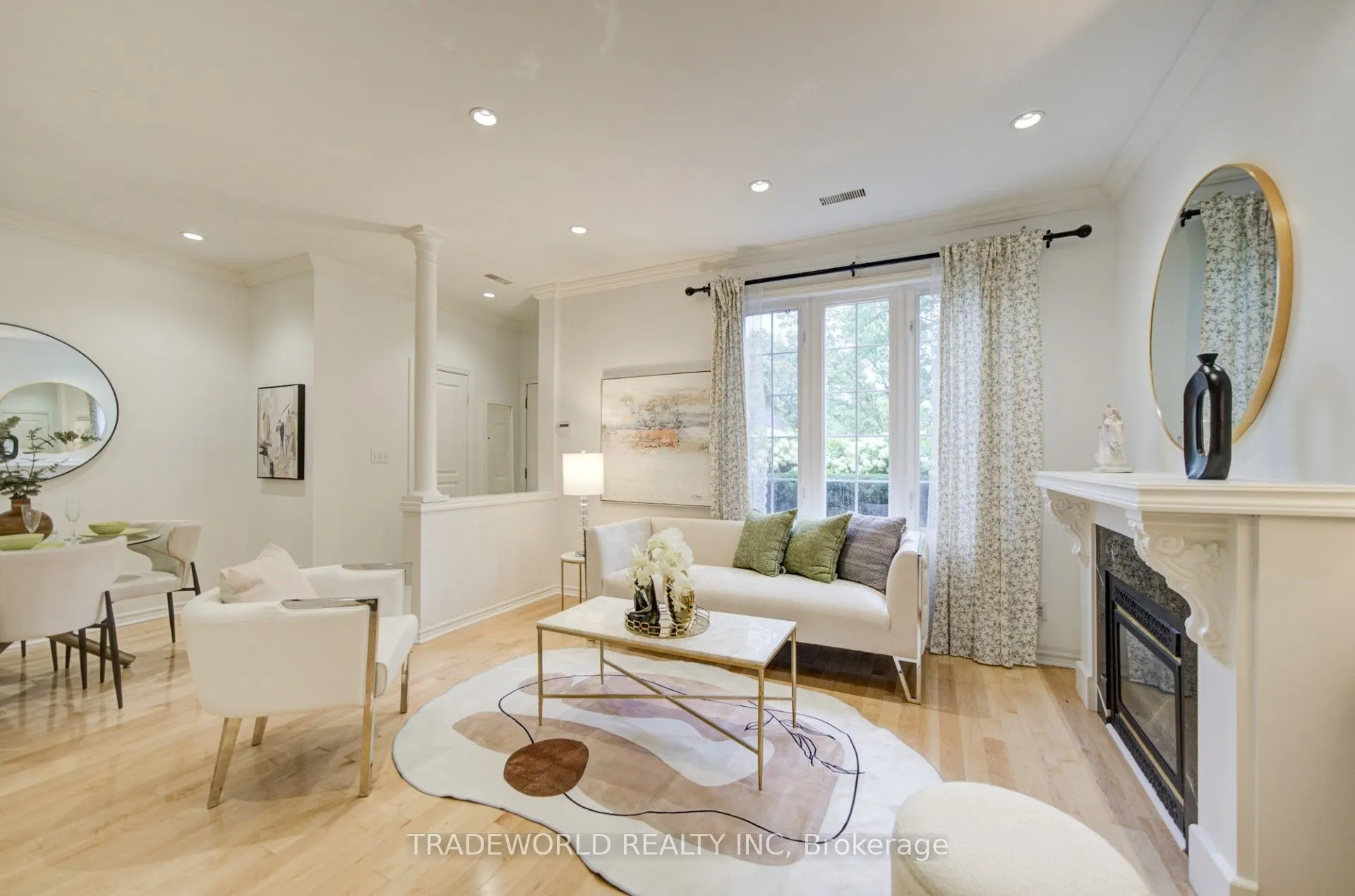 37 Avondale Avenue #513