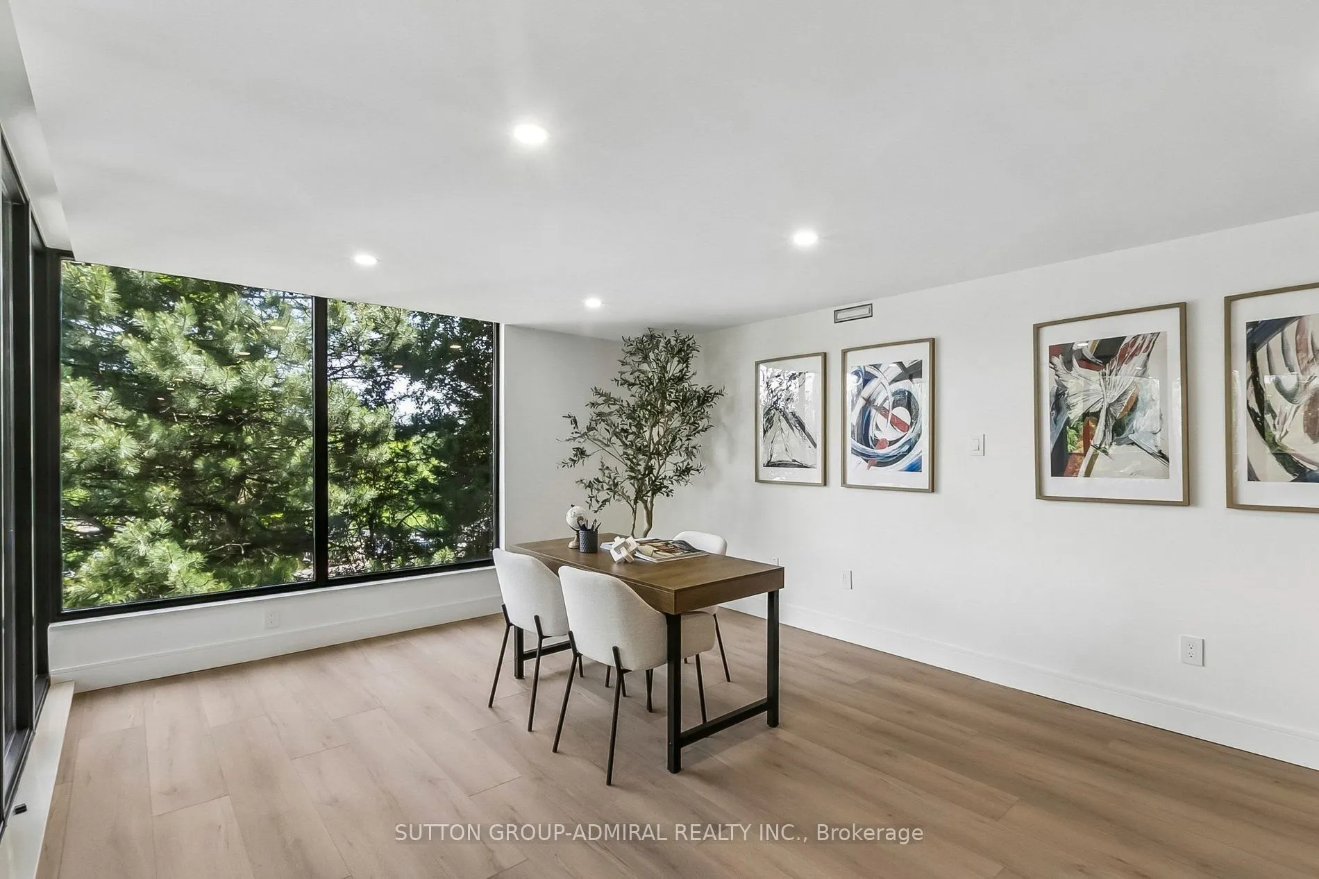 3900 Yonge Street #301