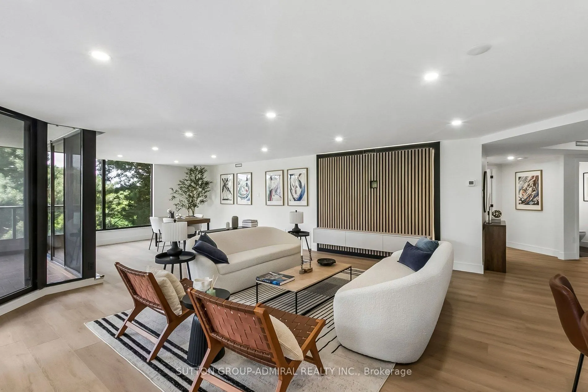 3900 Yonge Street #301