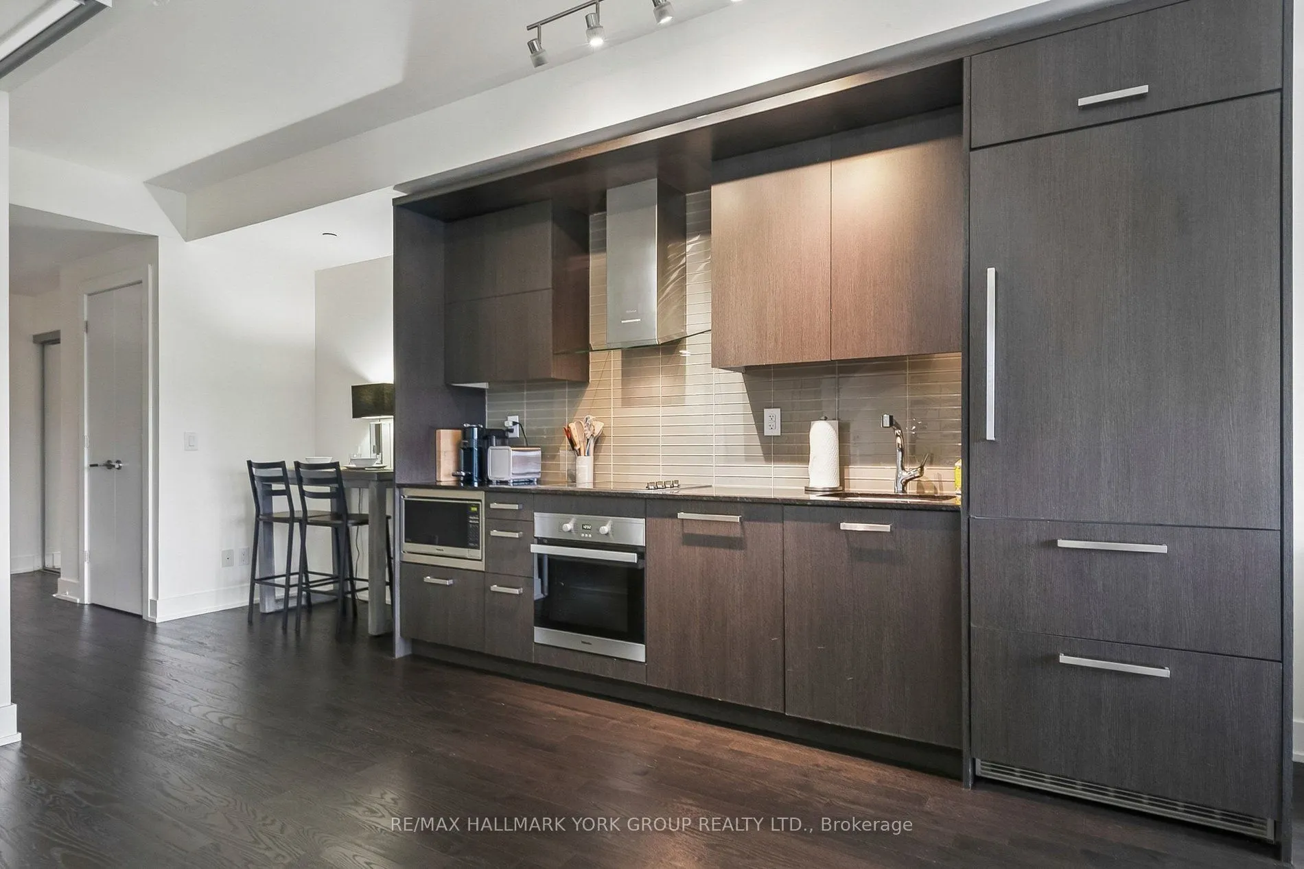 3018 Yonge Street #606