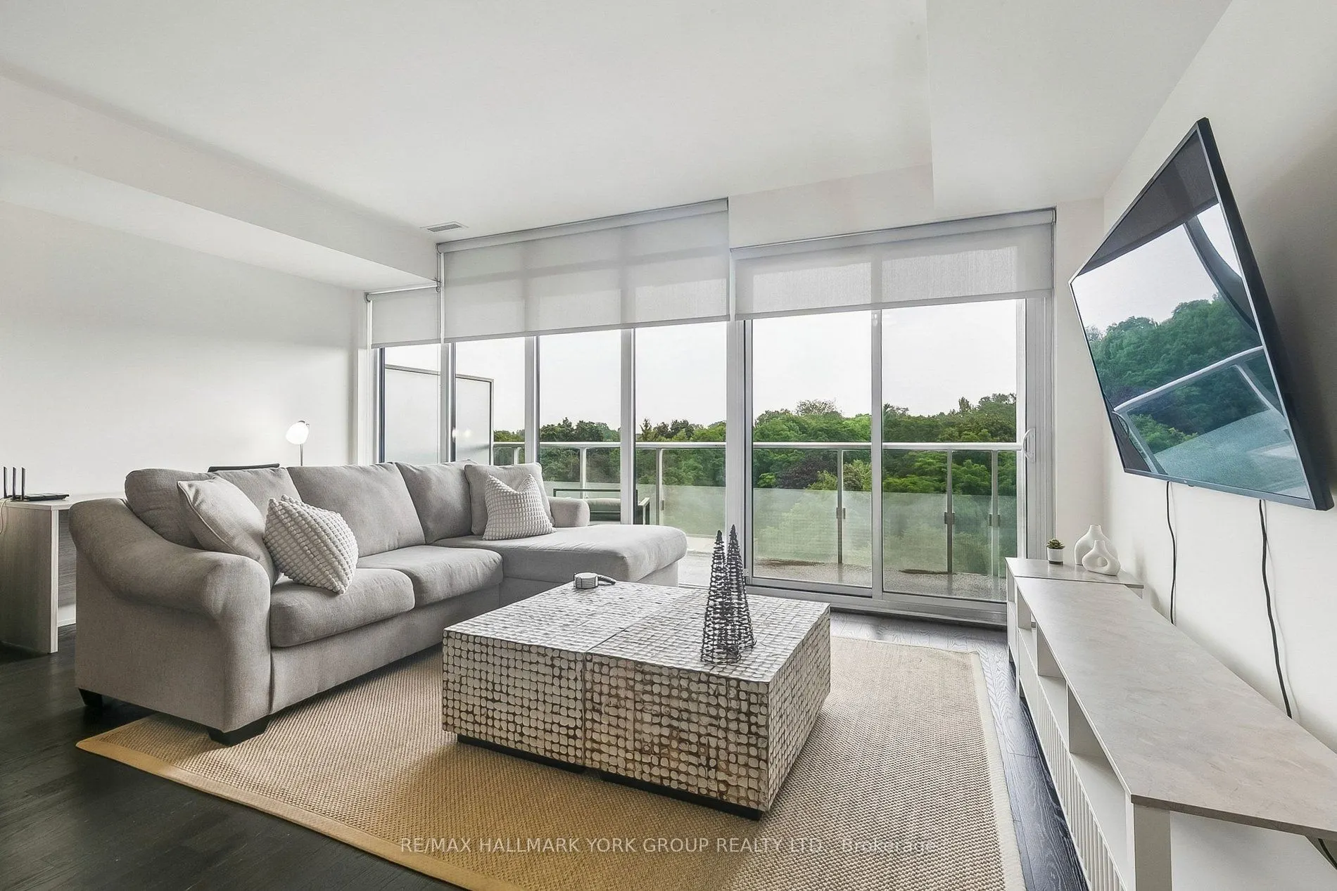 3018 Yonge Street #606