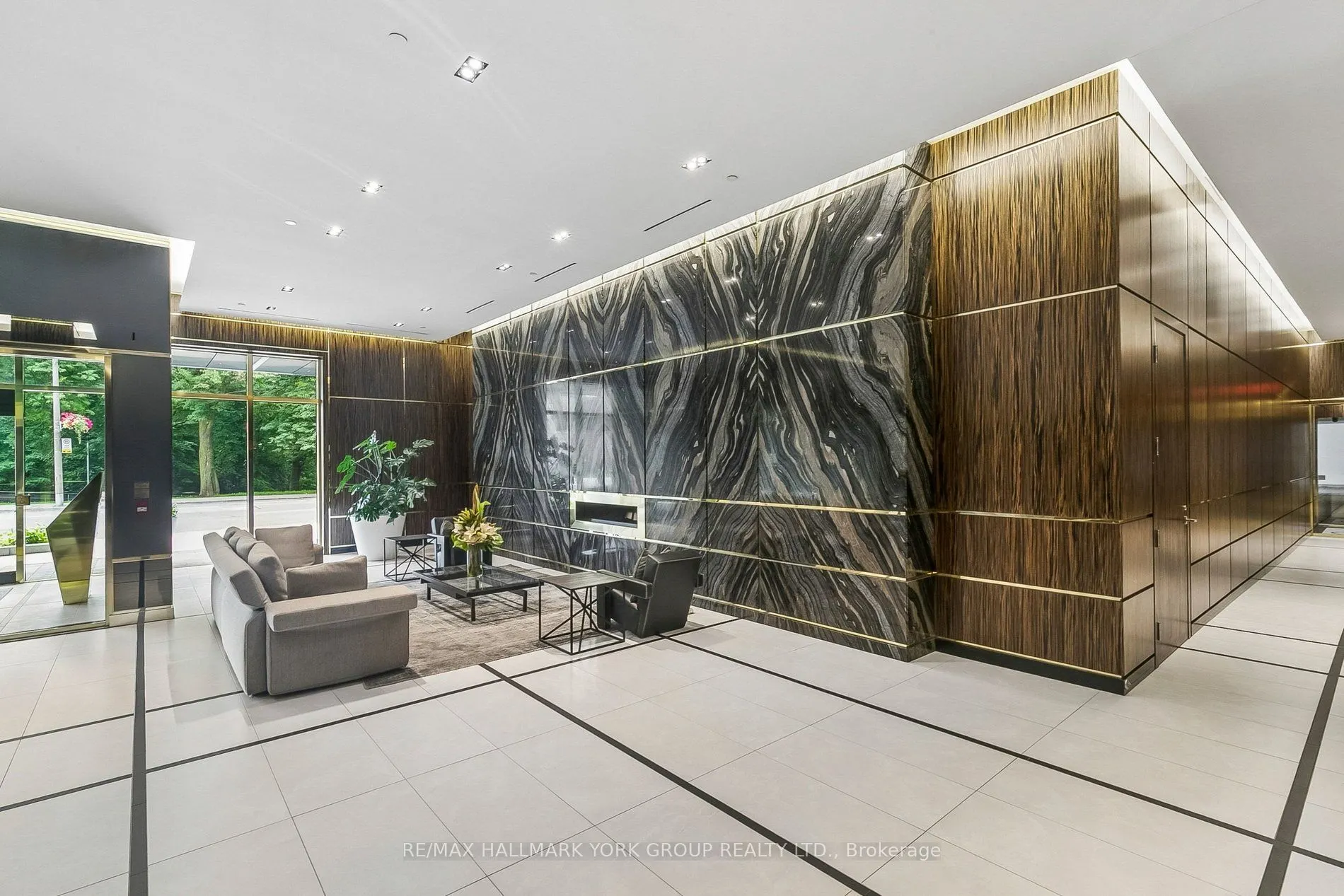 3018 Yonge Street #606