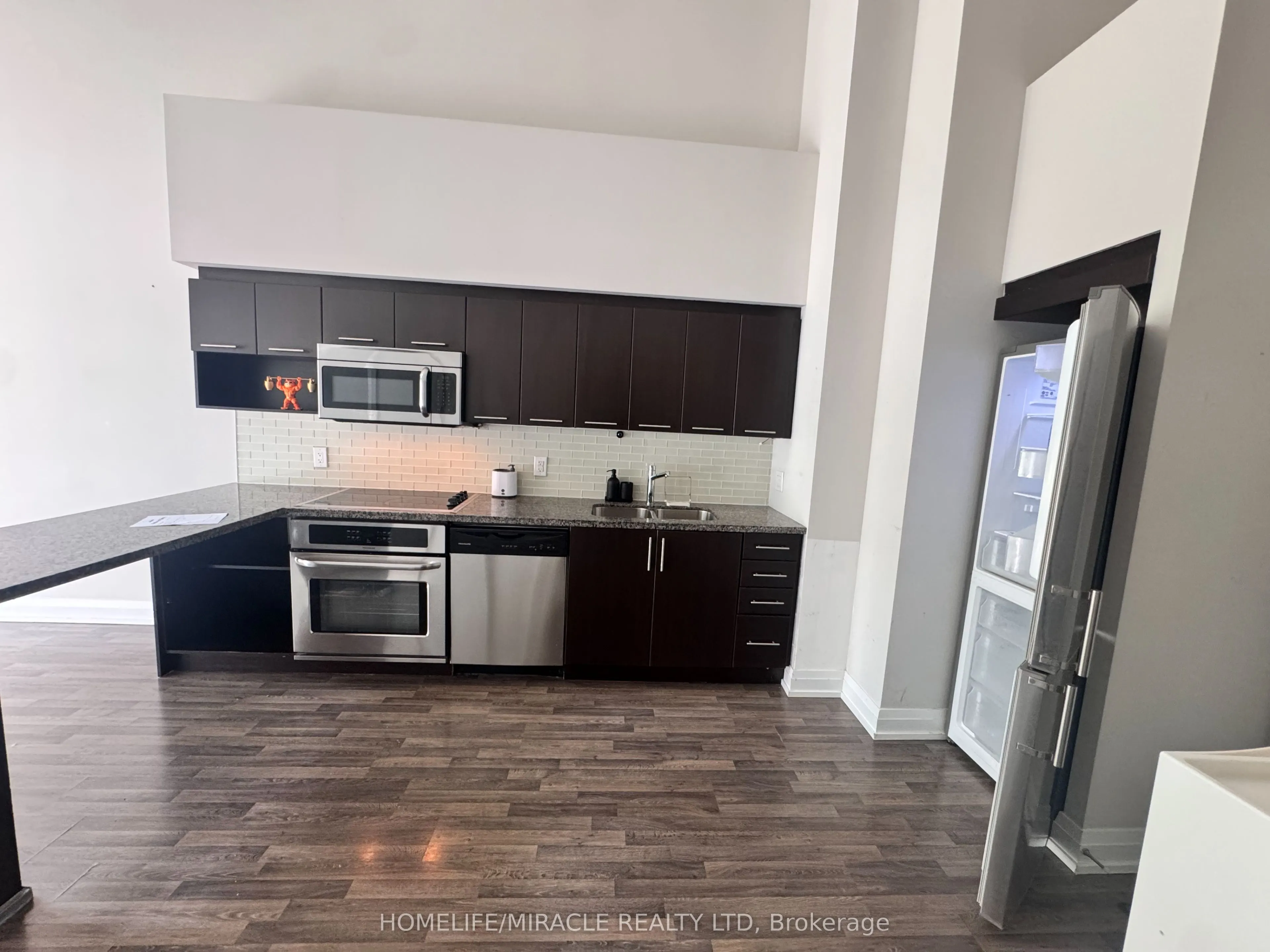 555 Wilson Avenue #103