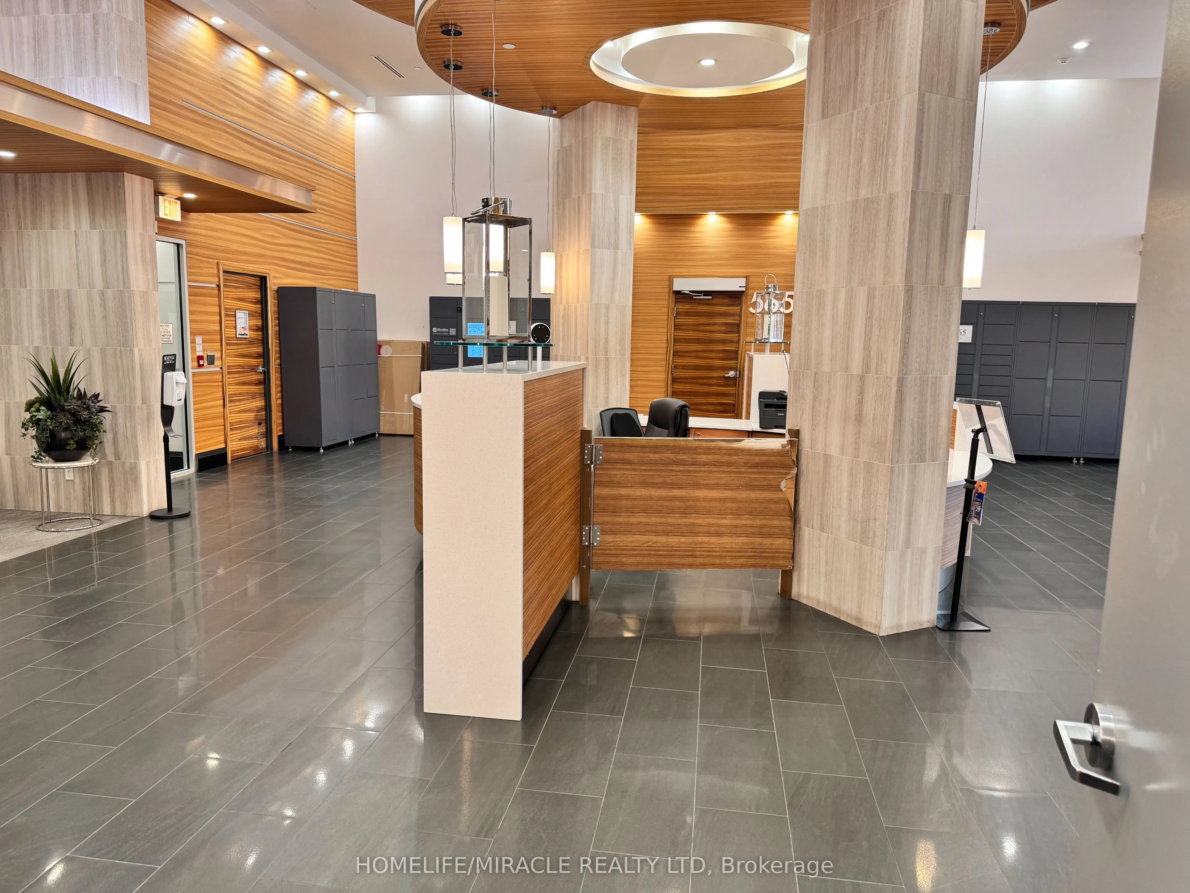 555 Wilson Avenue #103