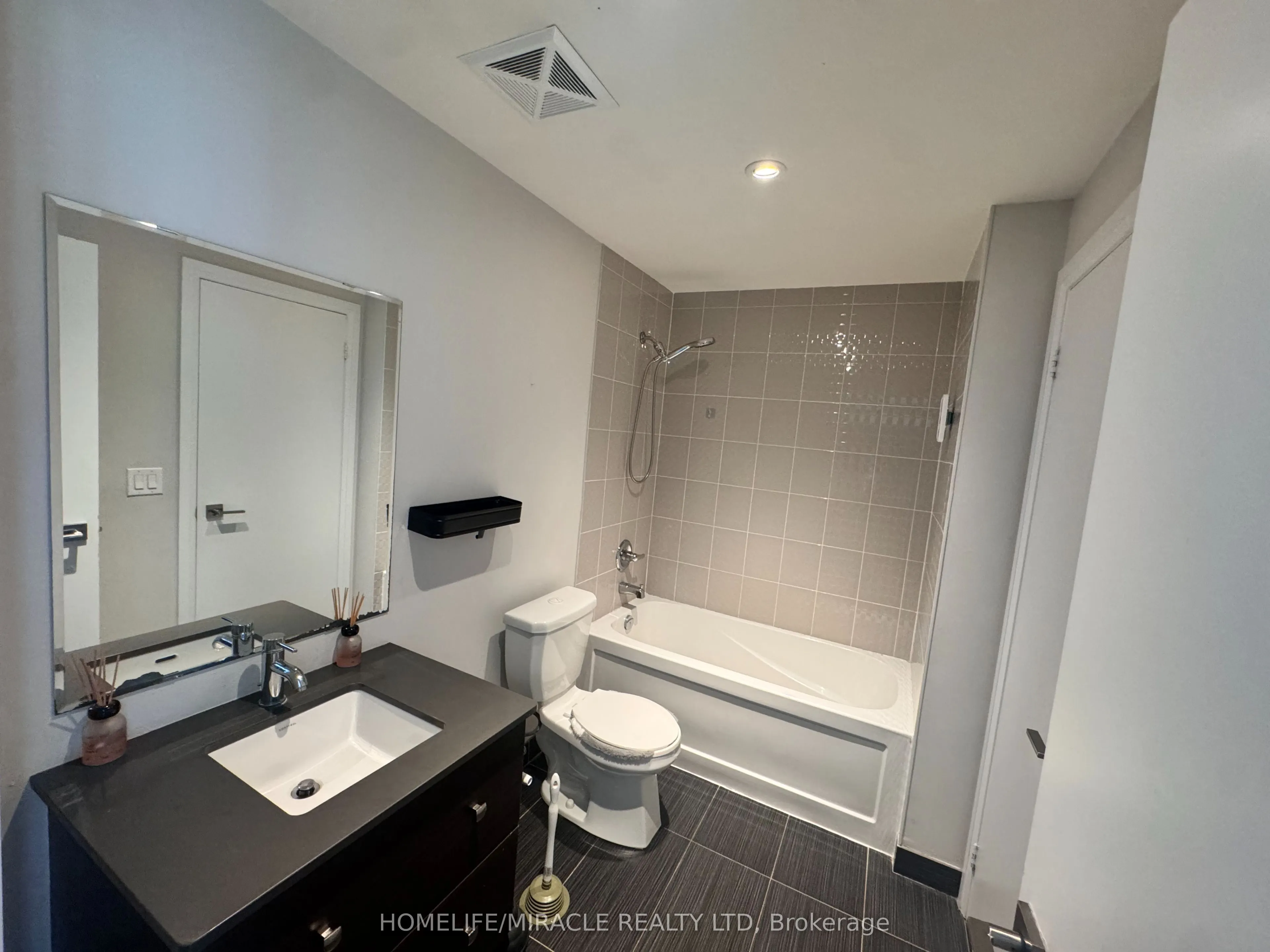 555 Wilson Avenue #103