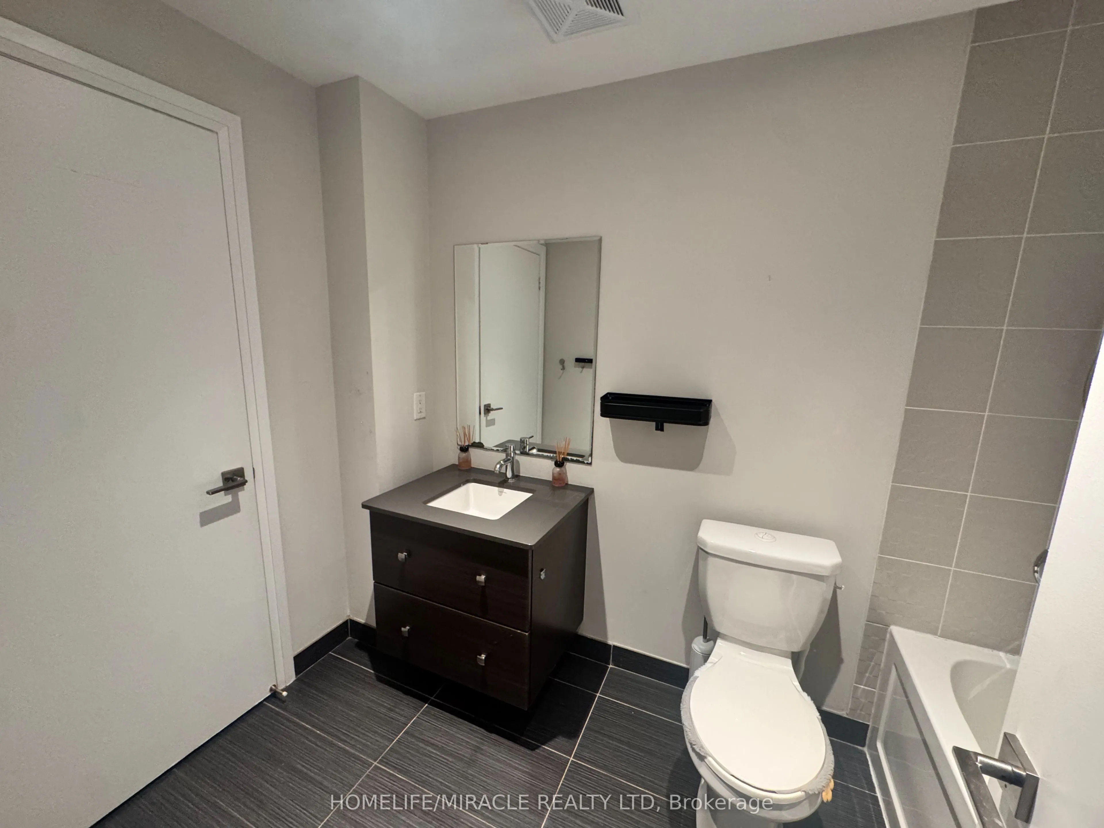 555 Wilson Avenue #103