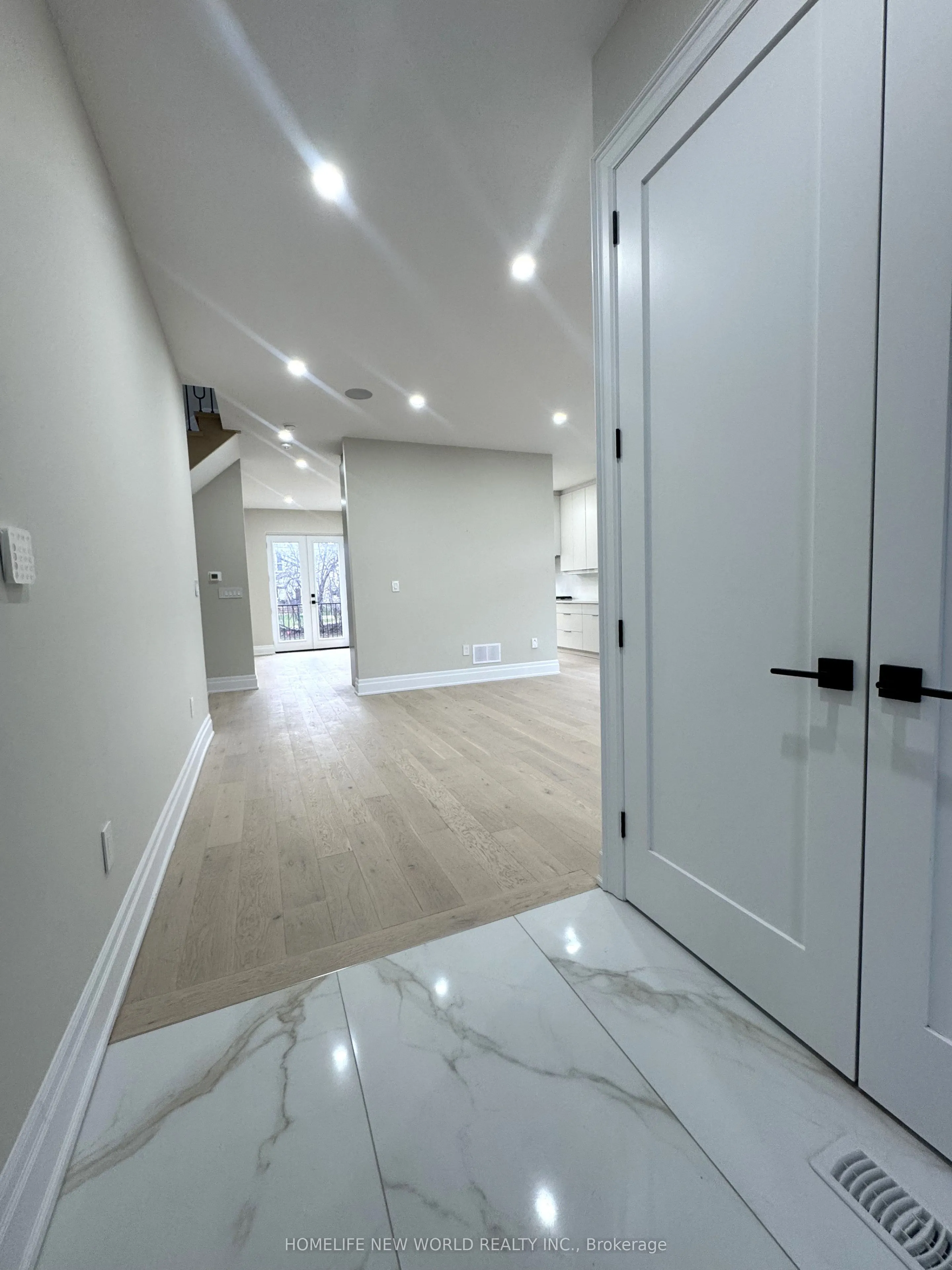 150 Viewmount Avenue