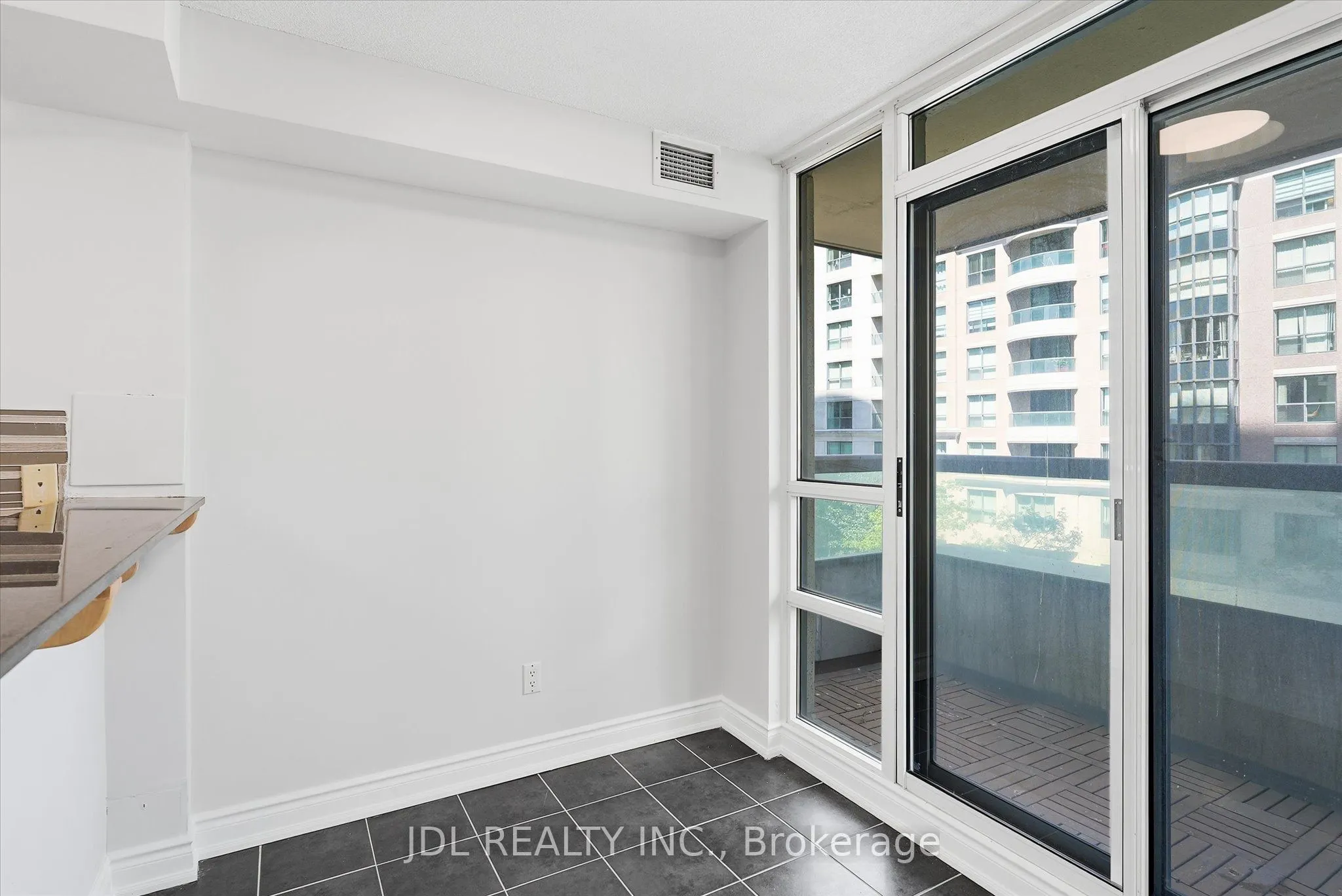 503 Beecroft Road #516