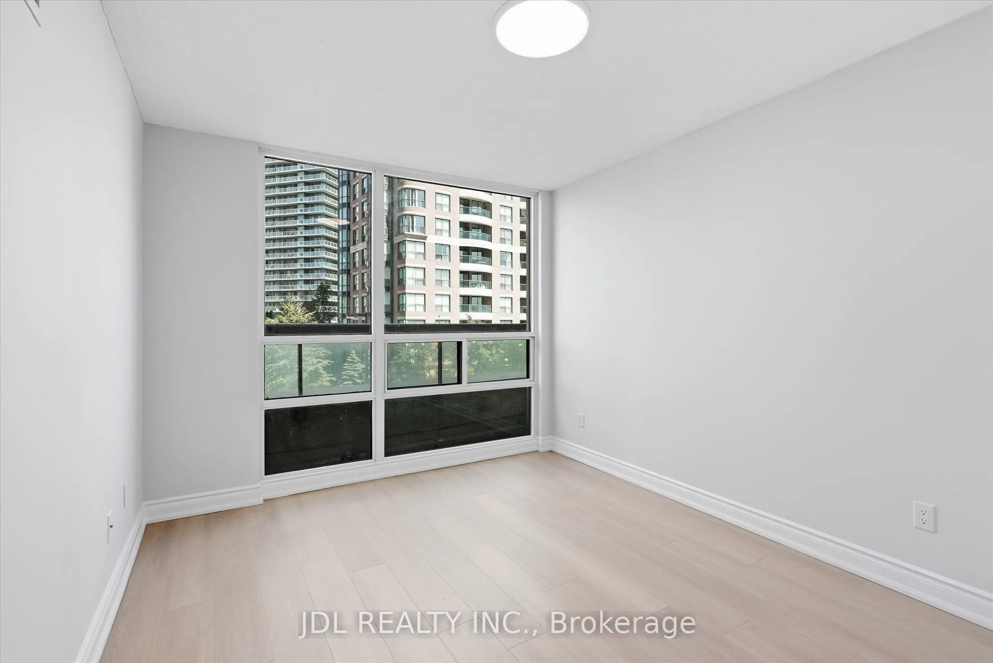 503 Beecroft Road #516