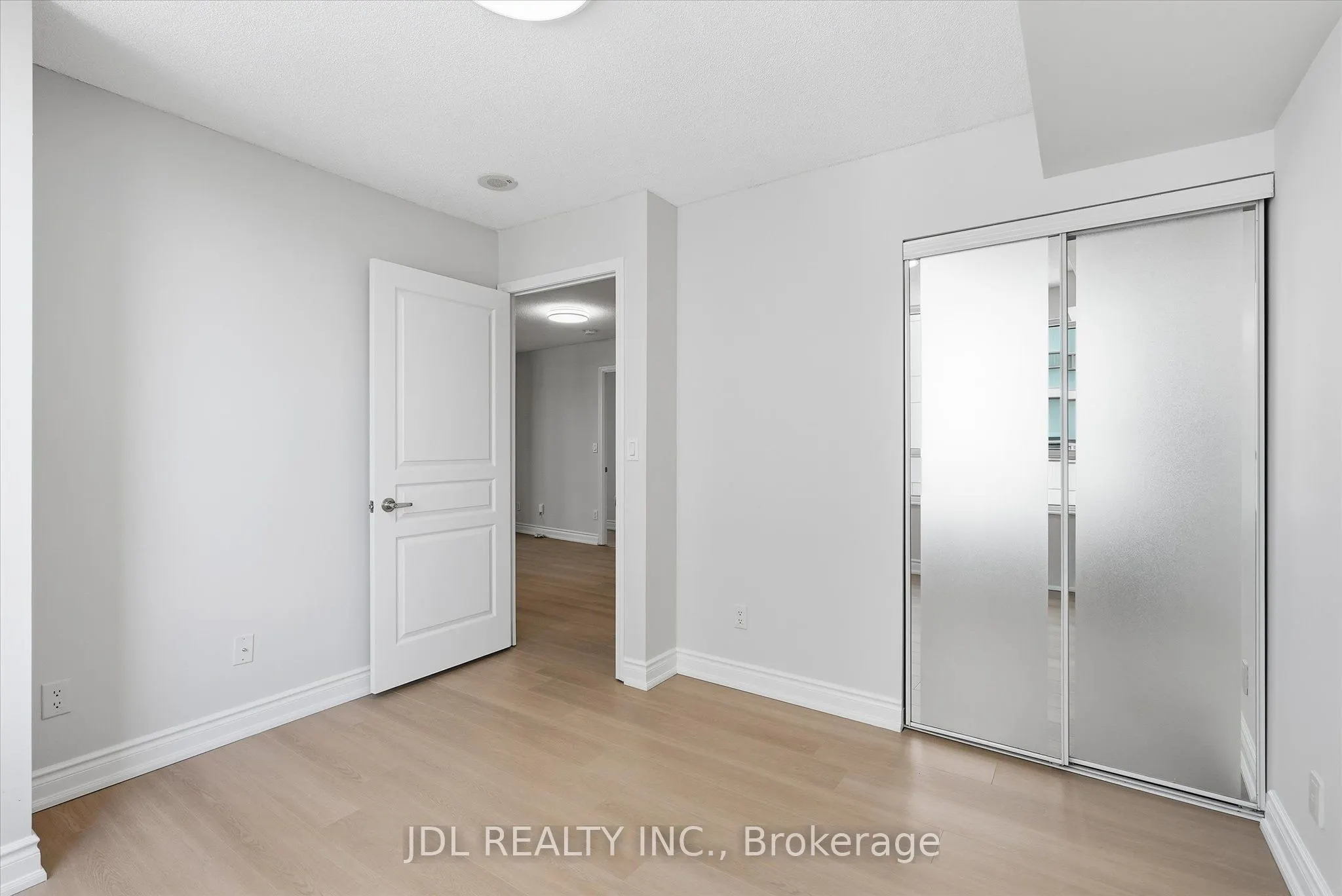503 Beecroft Road #516
