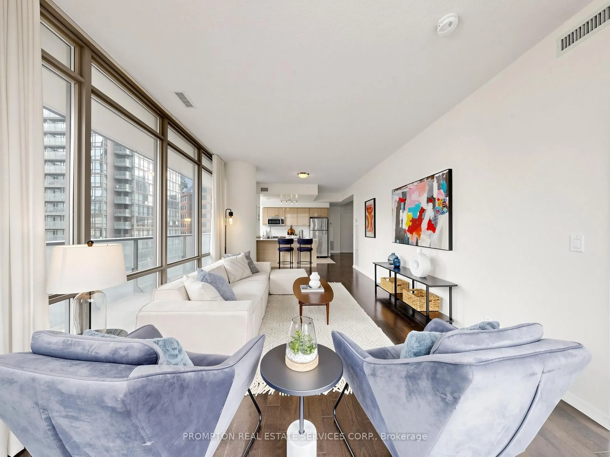832 Bay Street #905