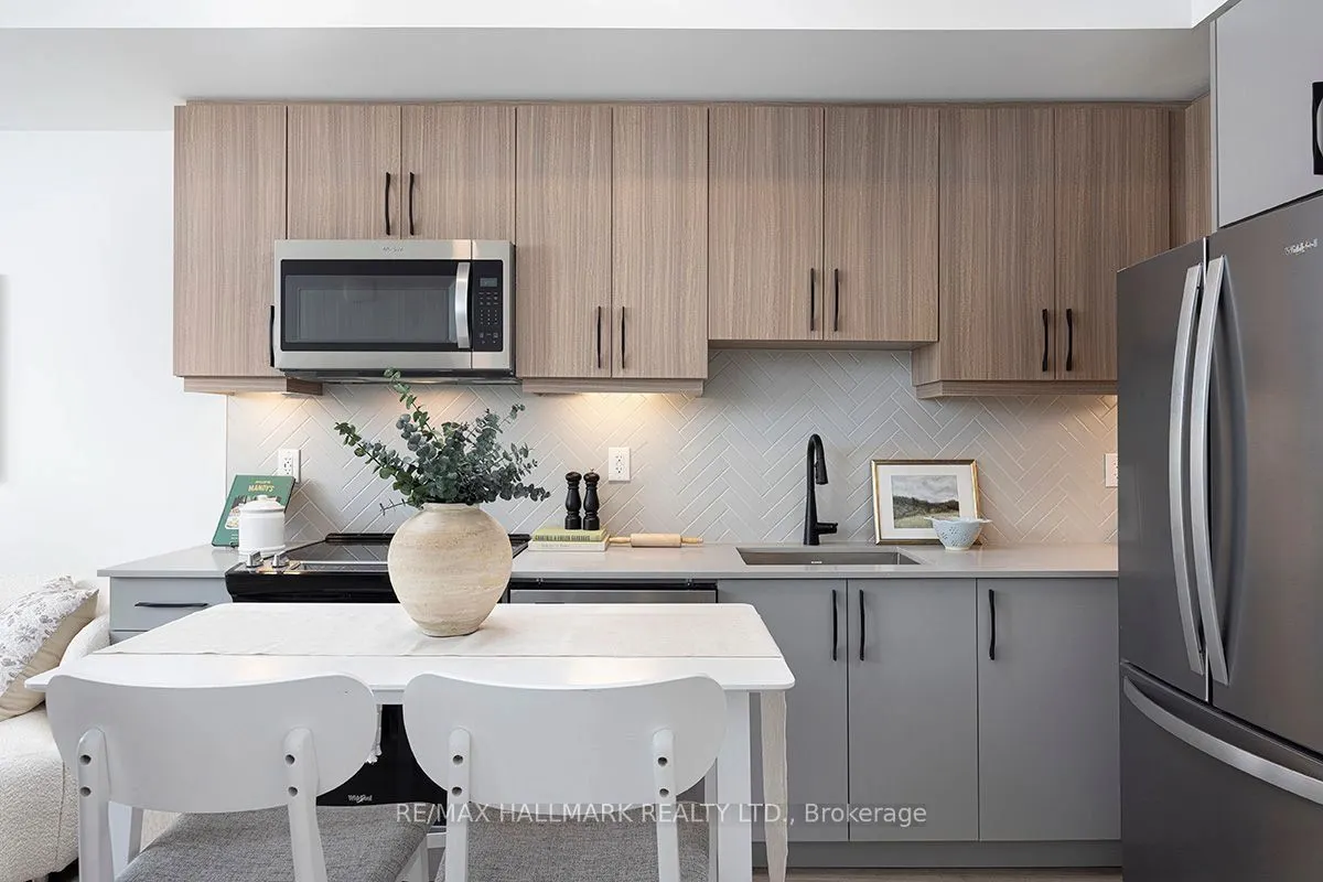15 Brenthall Avenue #6
