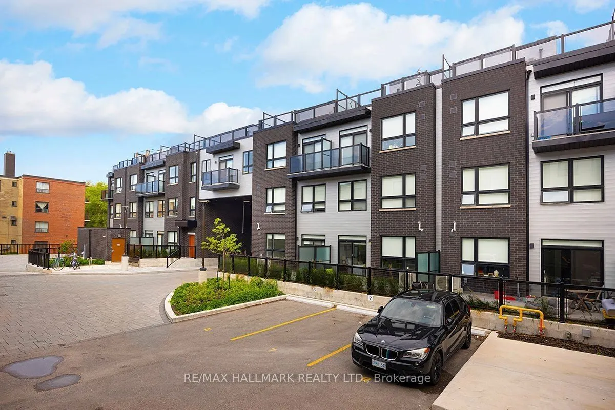 15 Brenthall Avenue #6