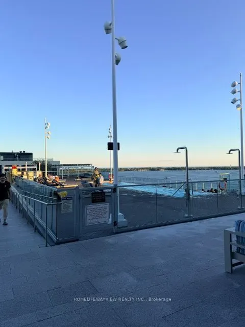 55 Merchants' wharf #232