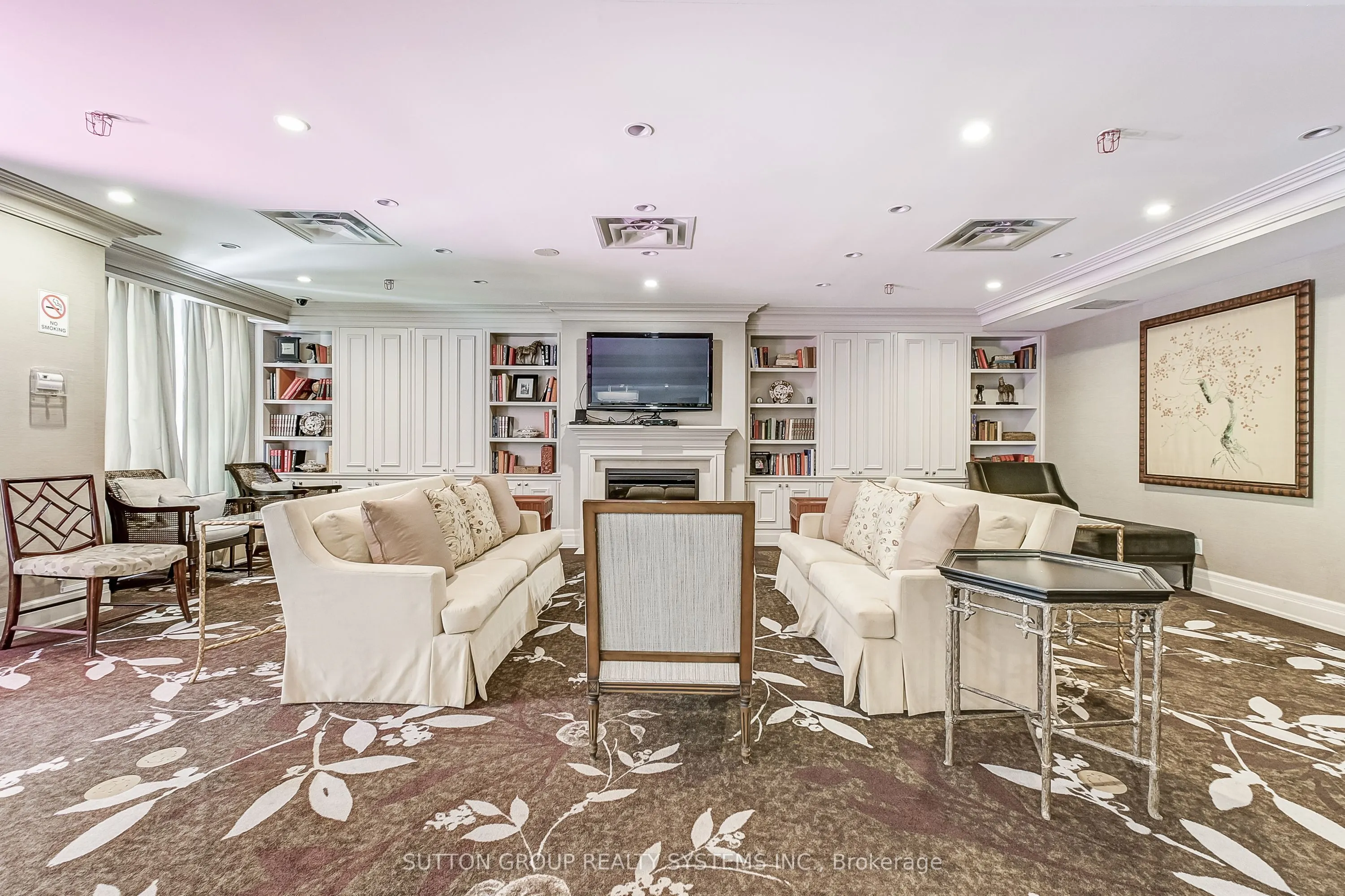 15 Rean Drive #408