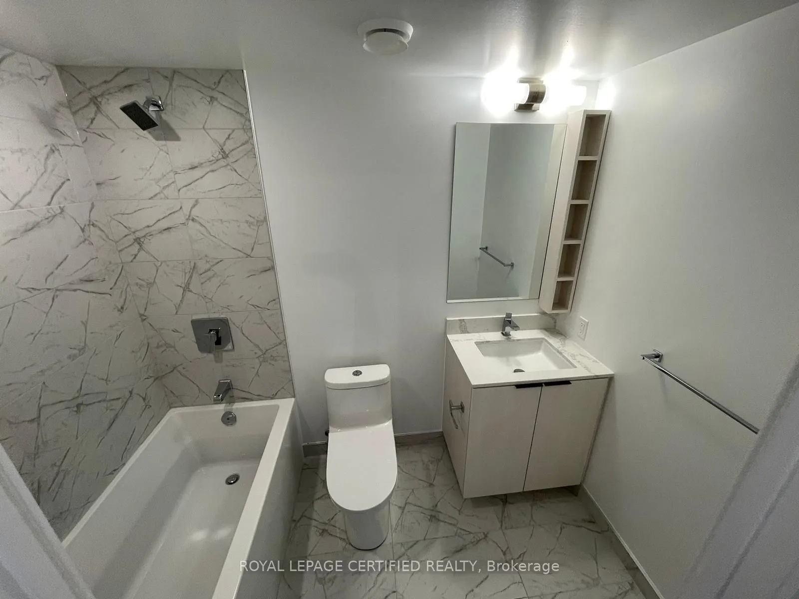 82 Dalhousie Street #2905
