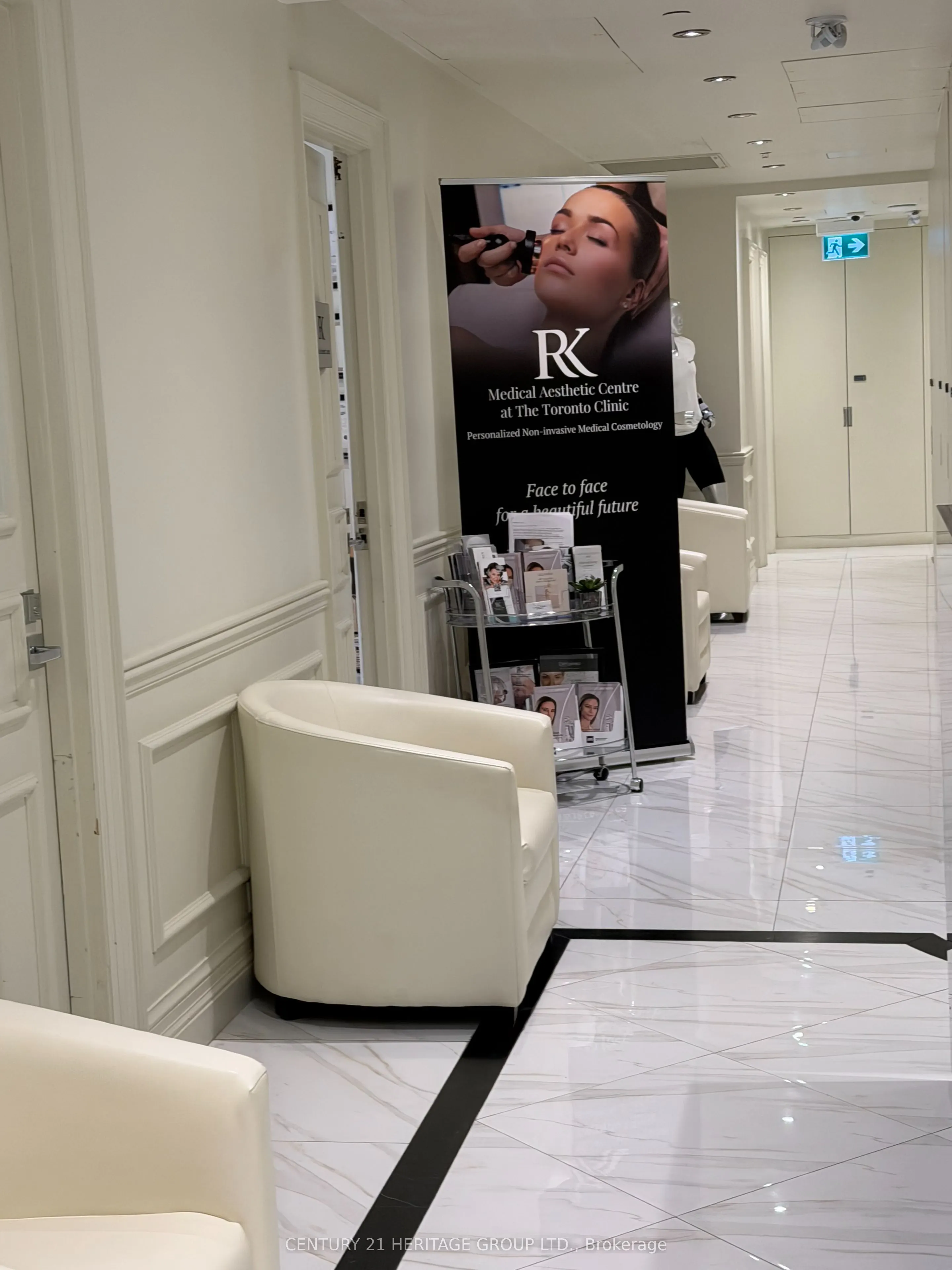 55 AVENUE Road #2000