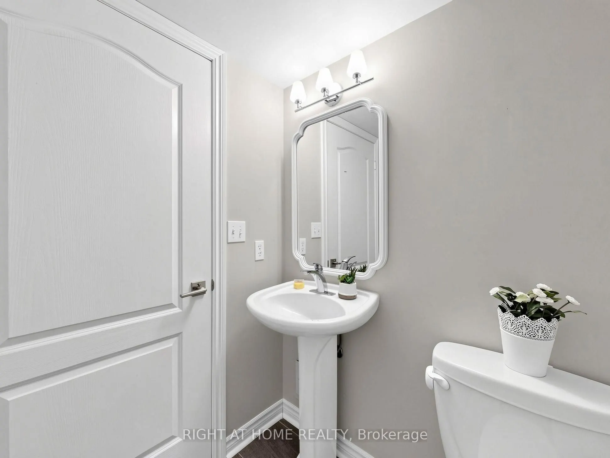30 Hayden Street #404