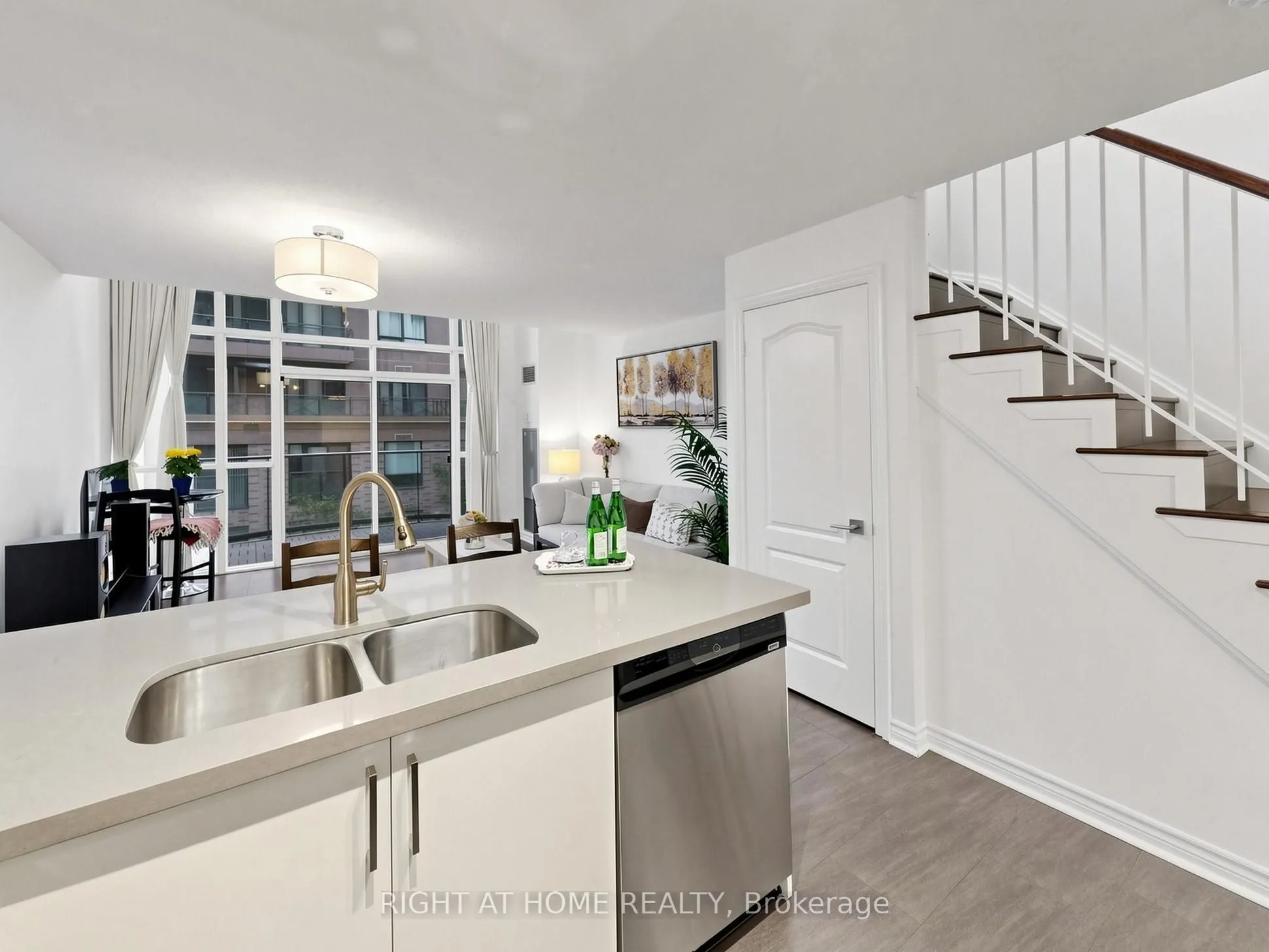 30 Hayden Street #404