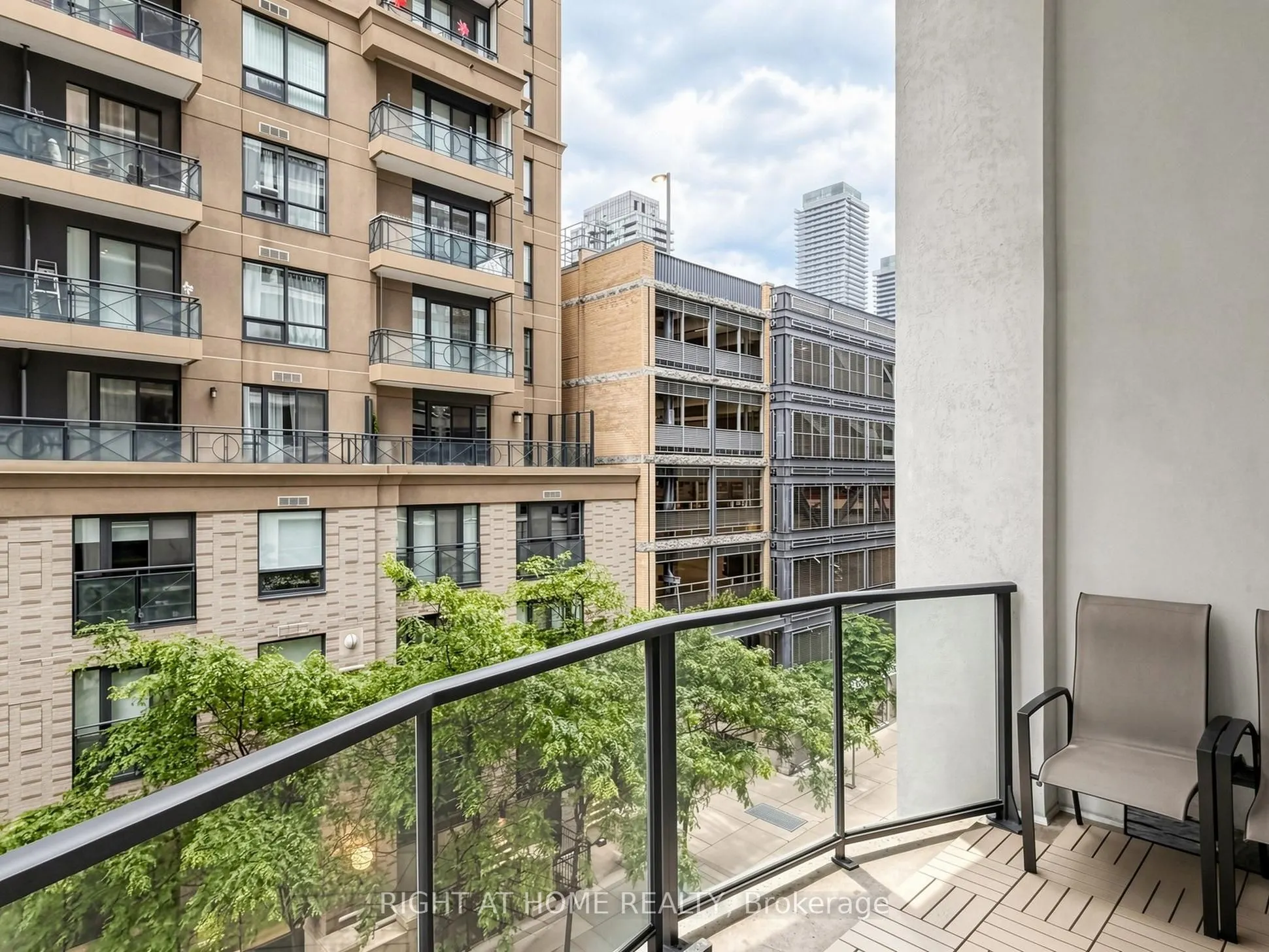 30 Hayden Street #404