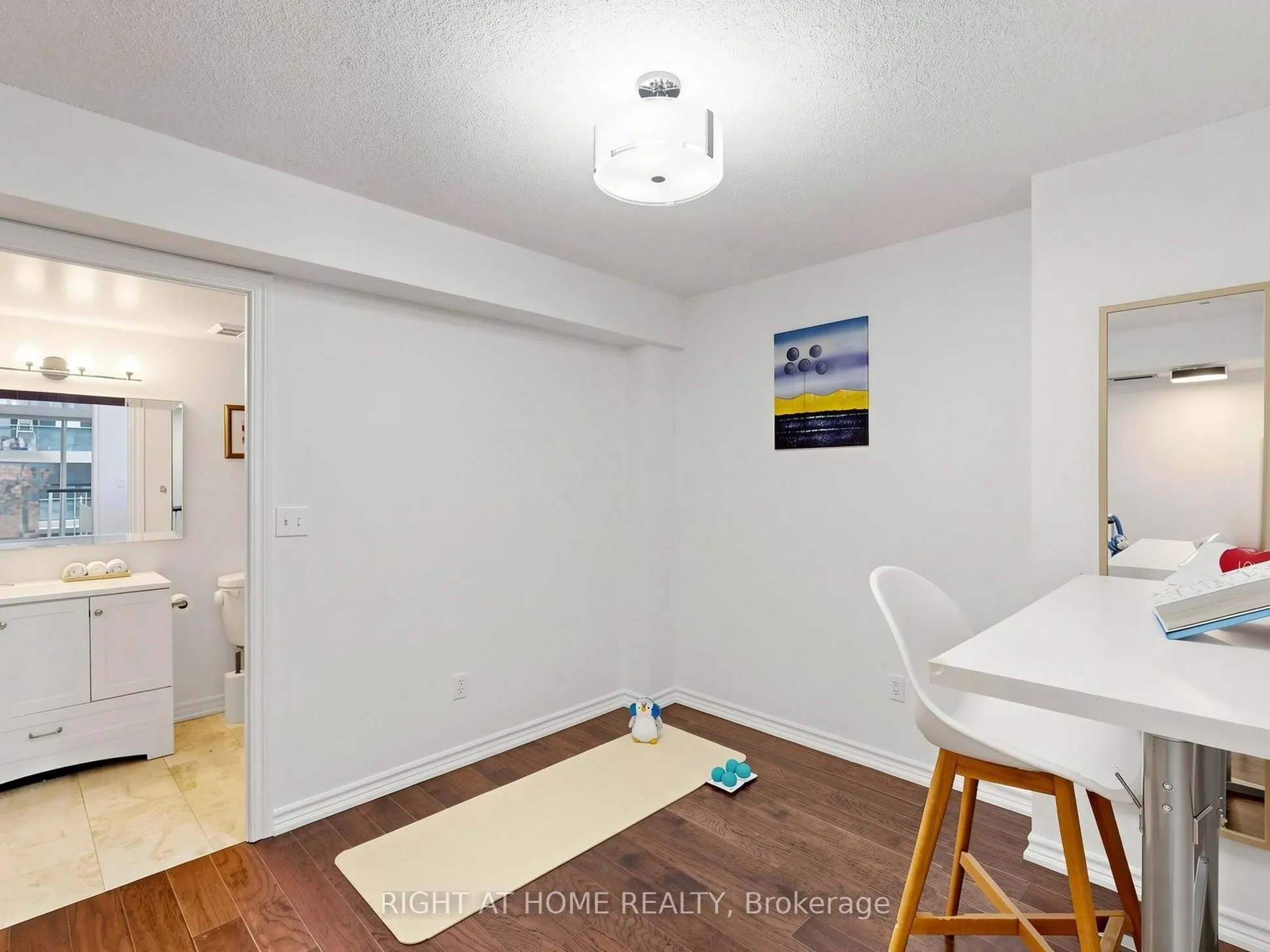 30 Hayden Street #404