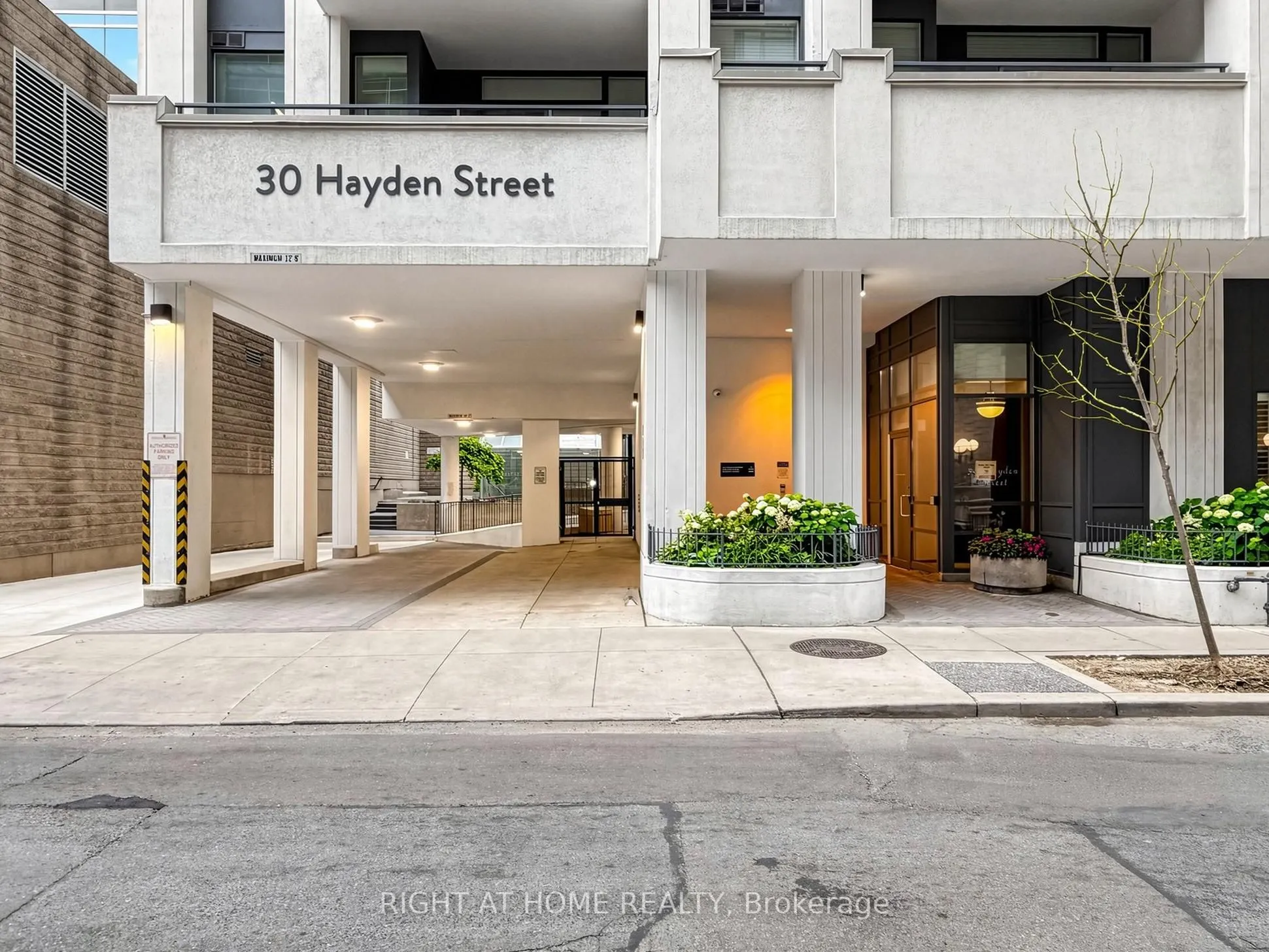 30 Hayden Street #404