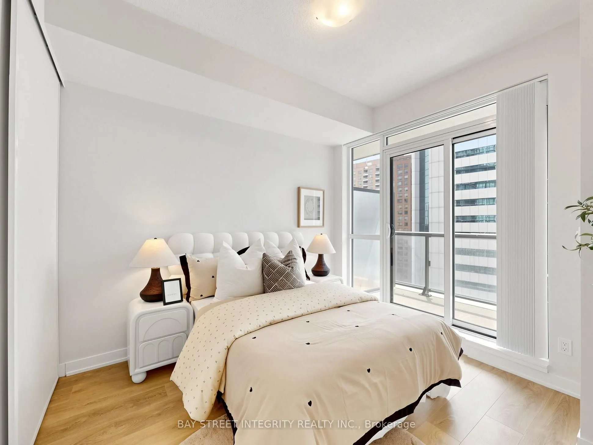 4955 Yonge Street #1616