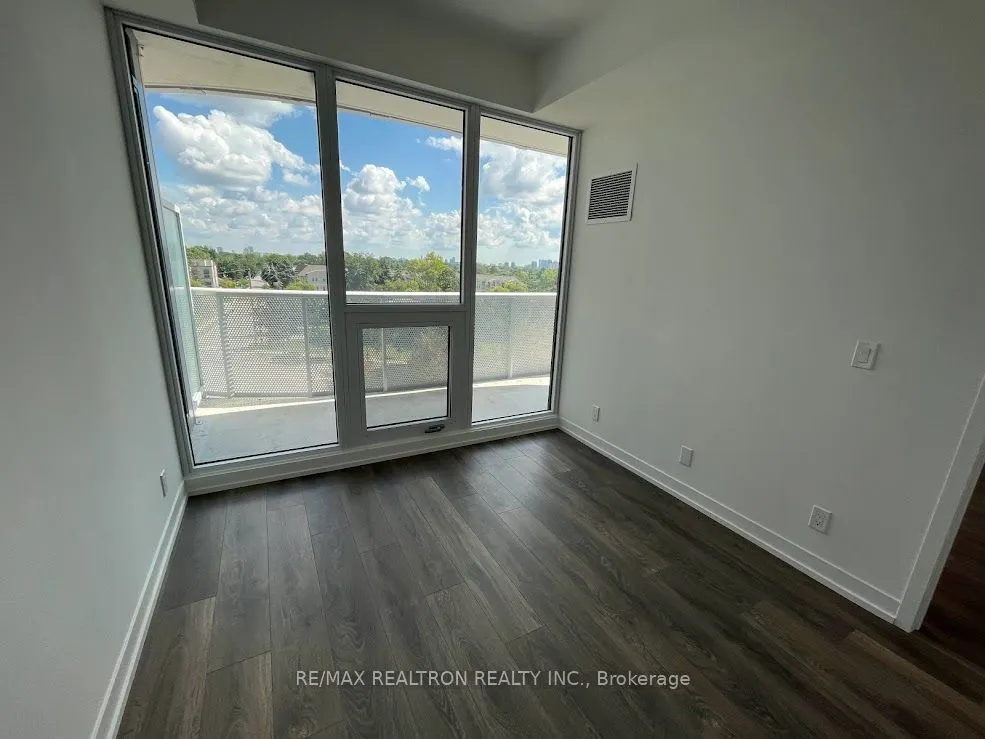 15 Holmes Avenue #509