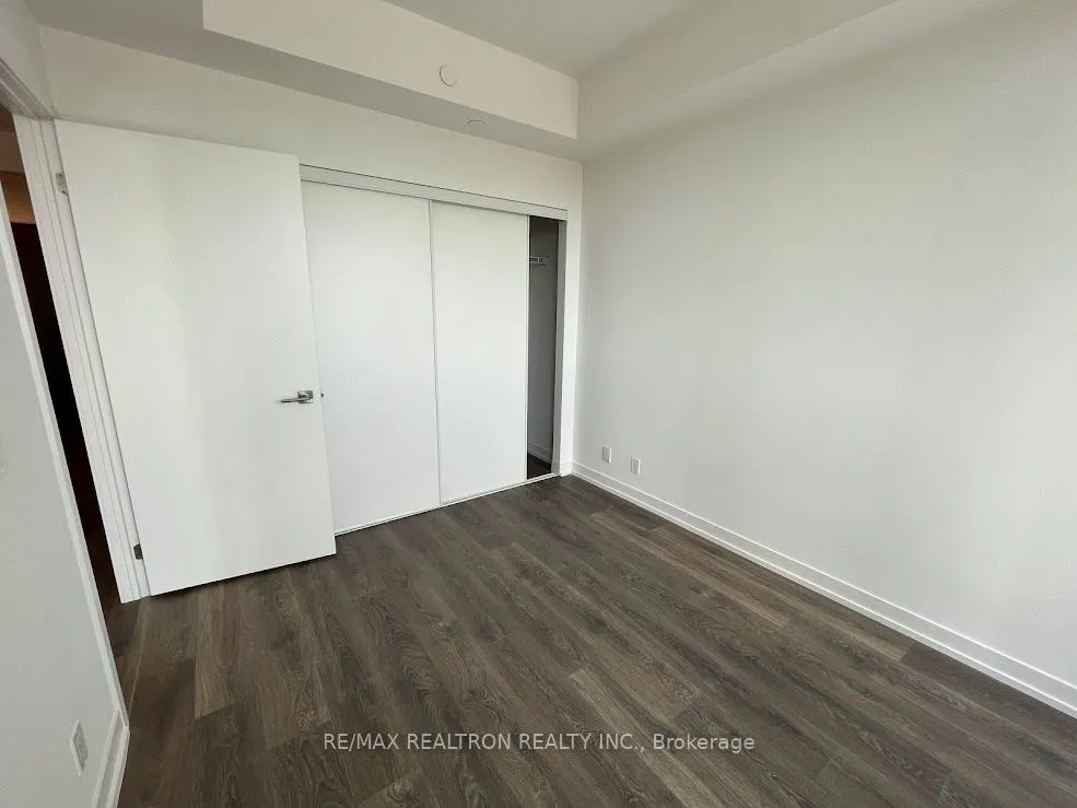 15 Holmes Avenue #509