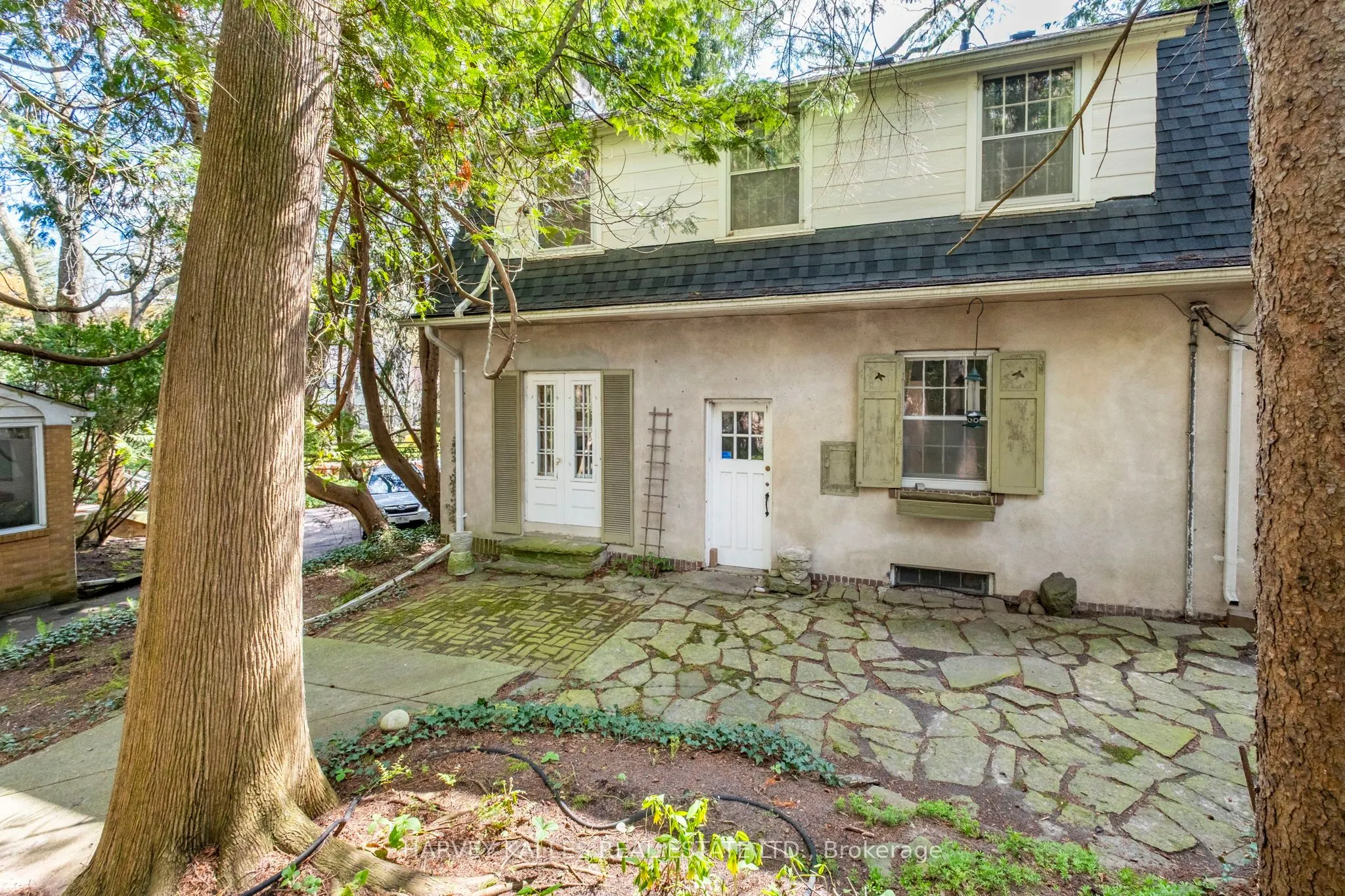 38 Donwoods Drive