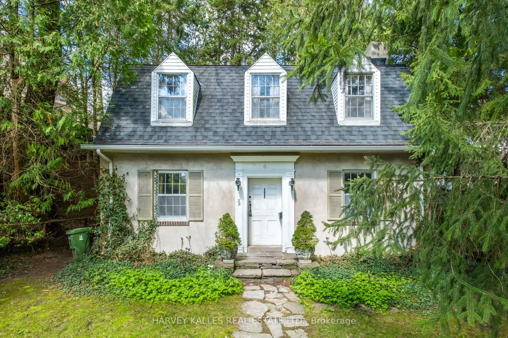 38 Donwoods Drive