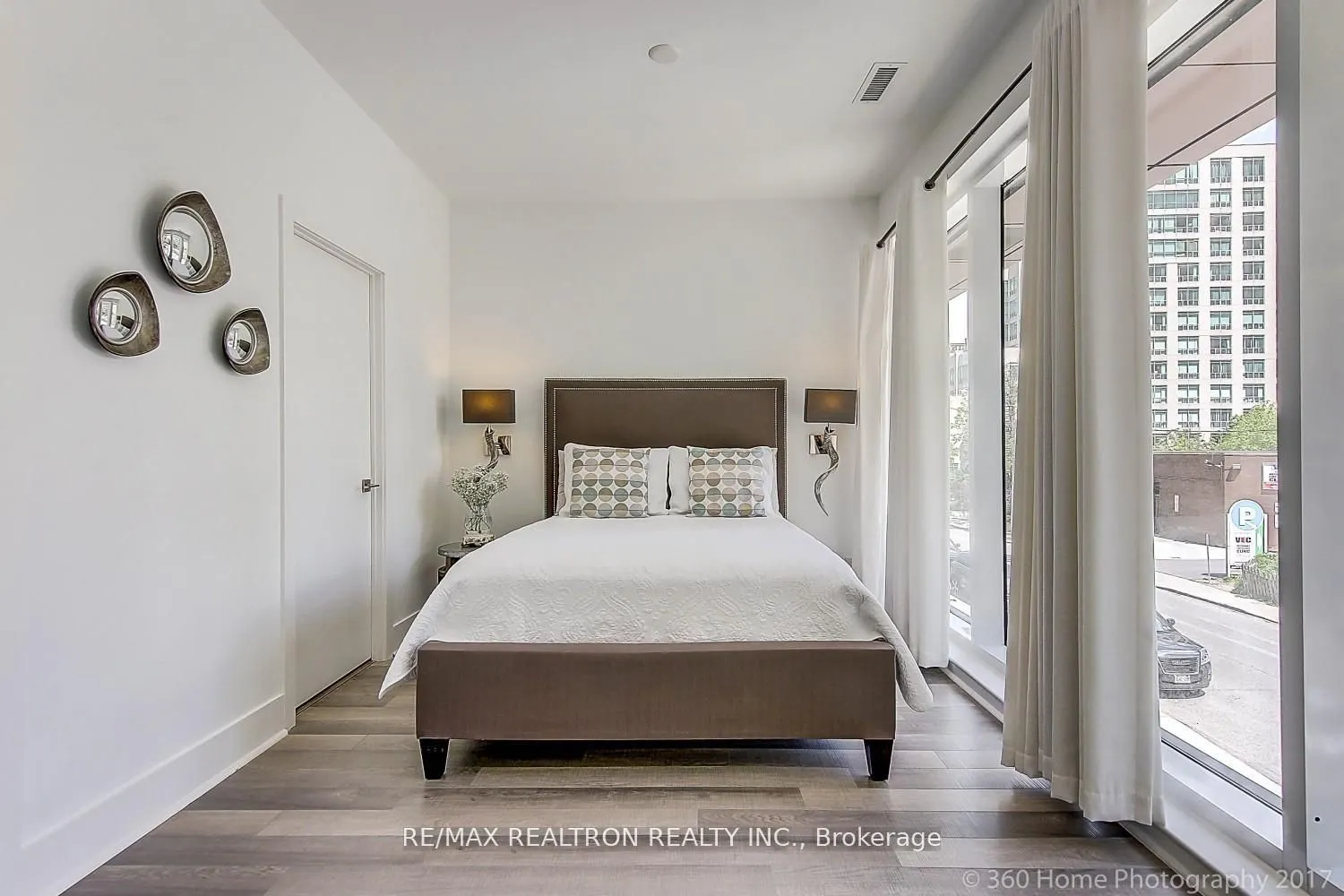 32 DAVENPORT Road #106