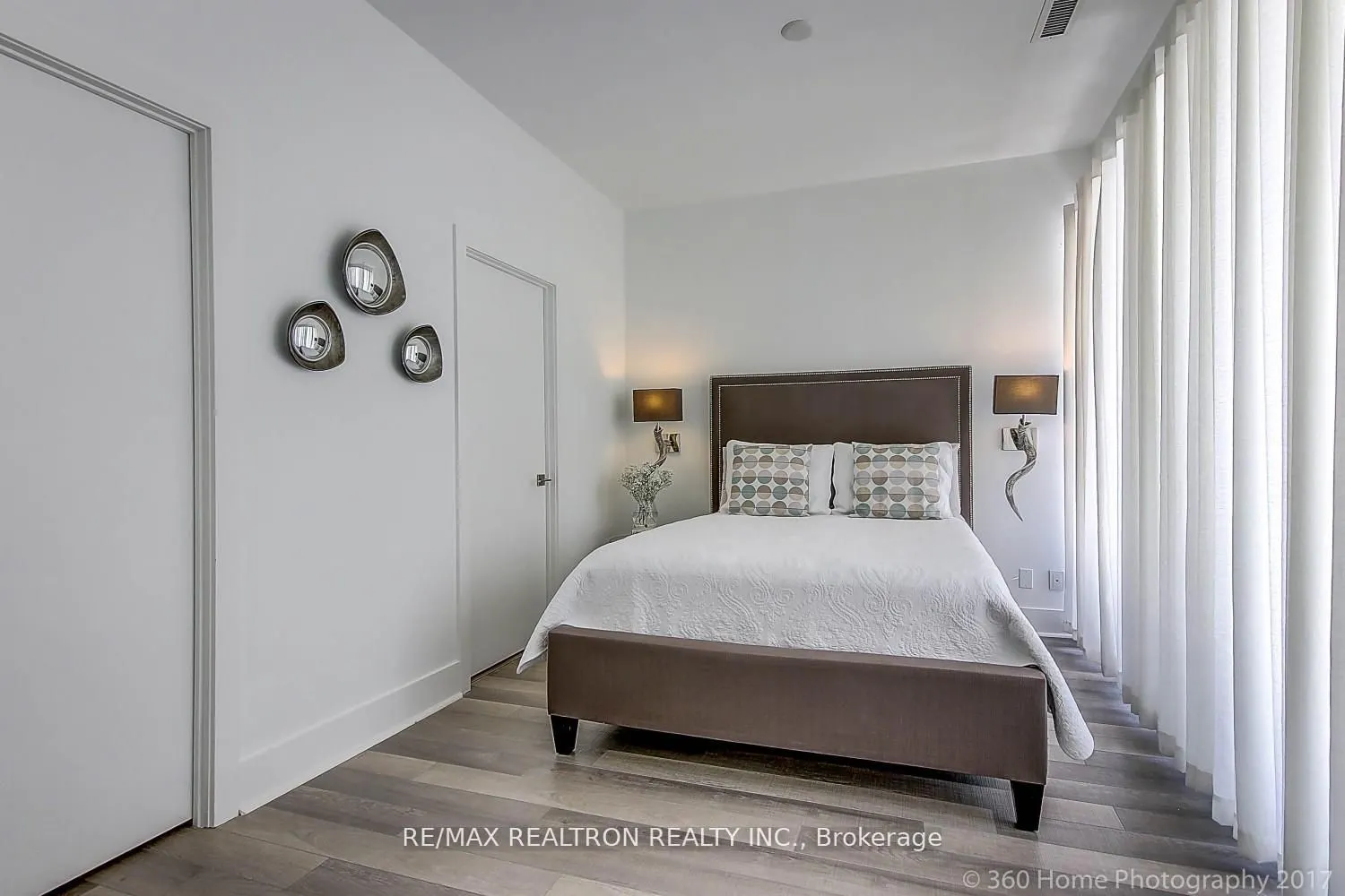 32 DAVENPORT Road #106