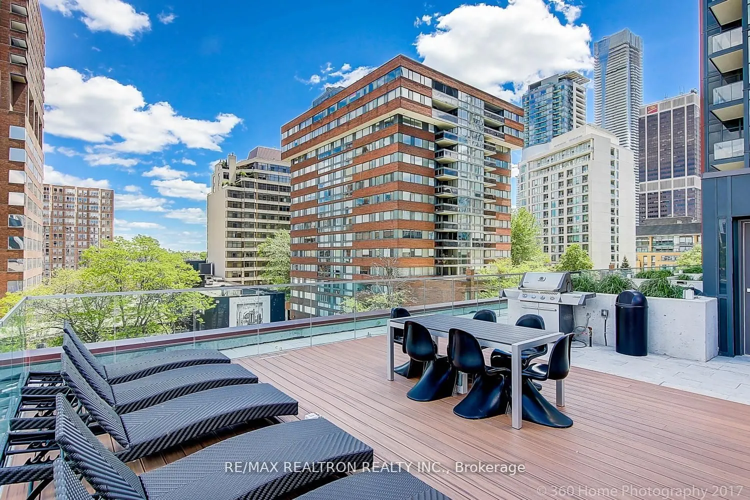 32 DAVENPORT Road #106