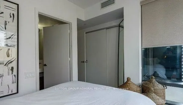 5 St Joseph Street #1605