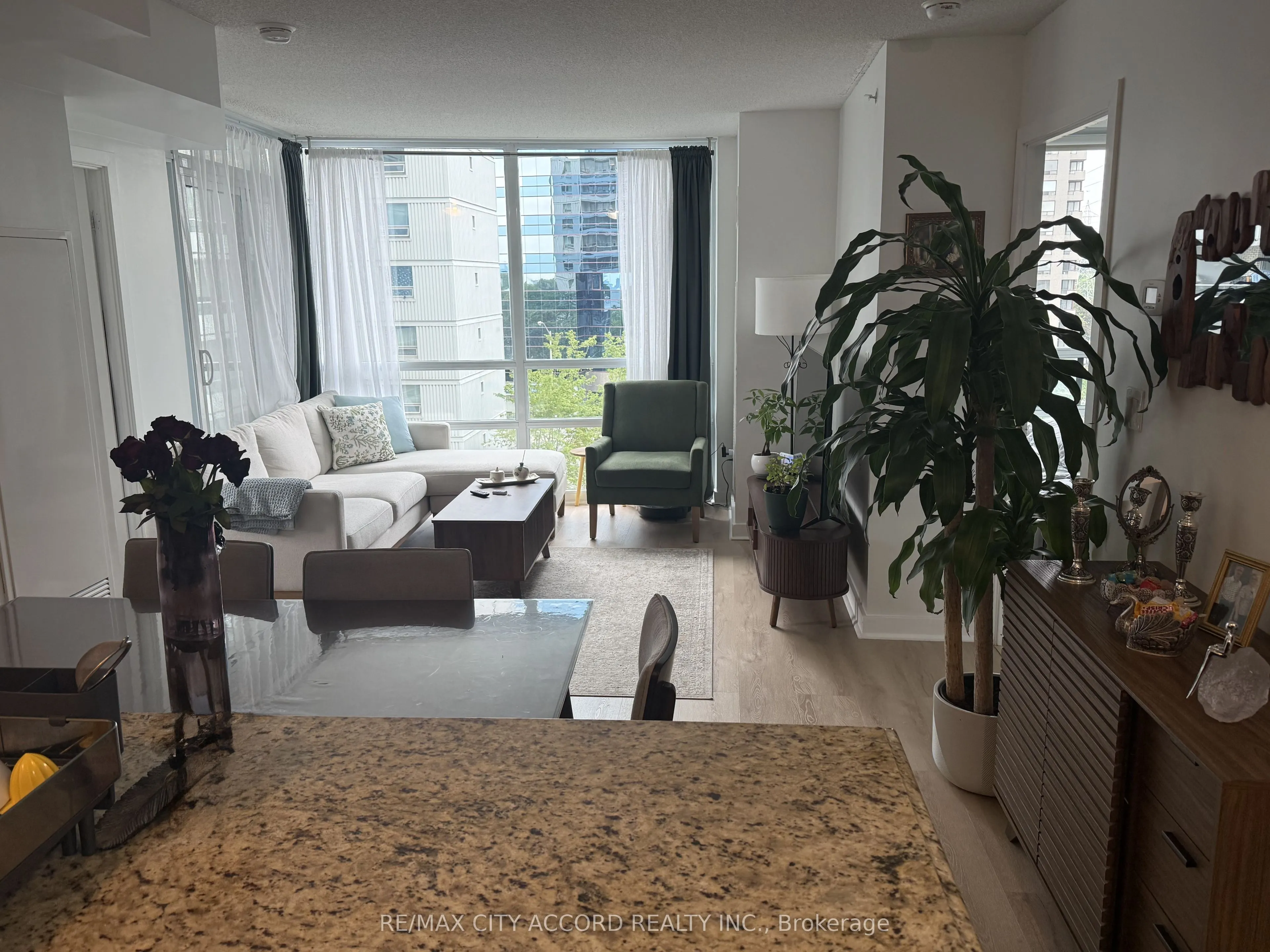 5740 Yonge Street #507