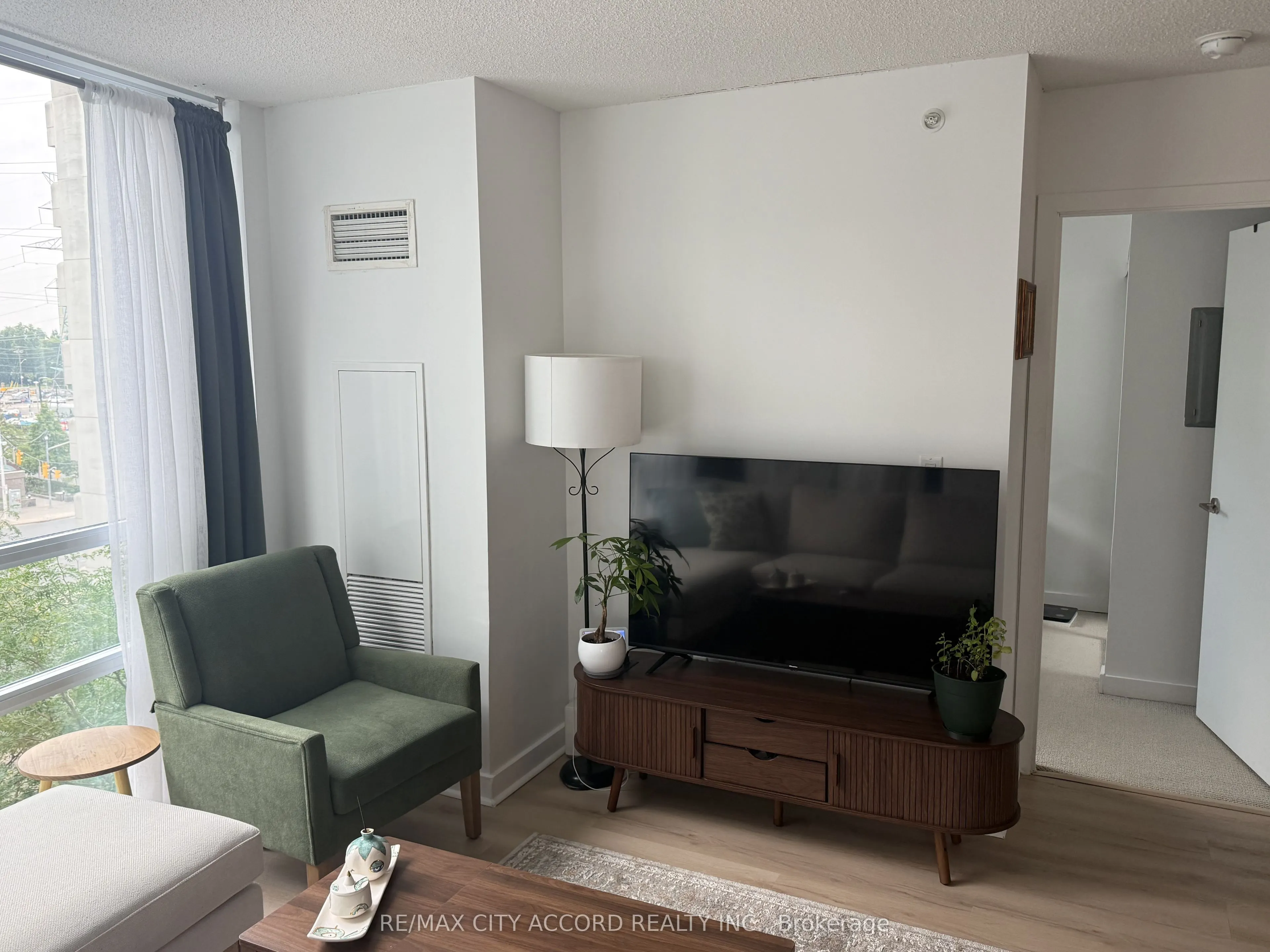 5740 Yonge Street #507