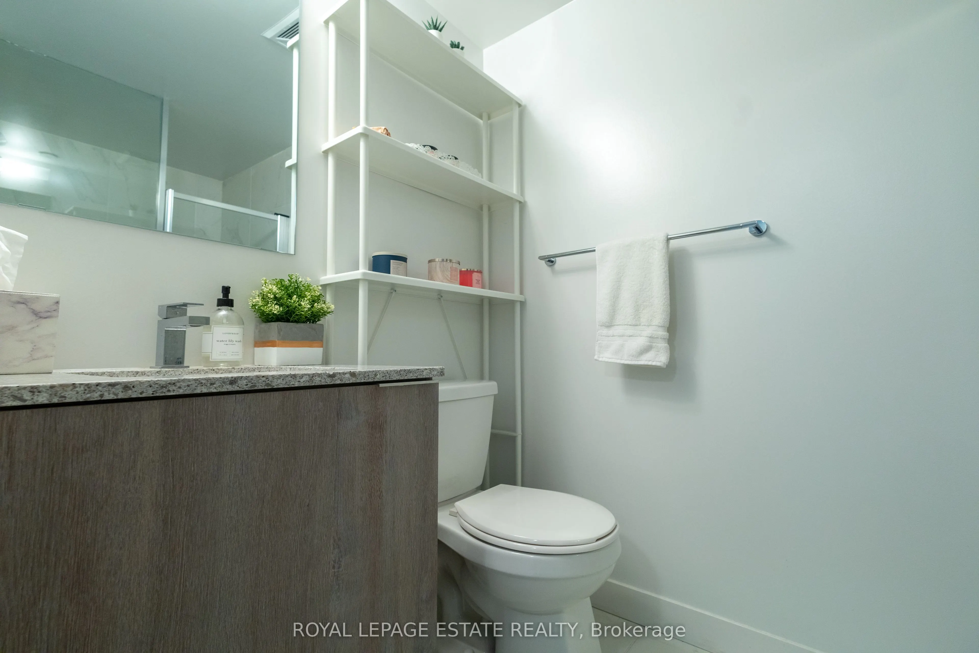 31 Tippett Road #657