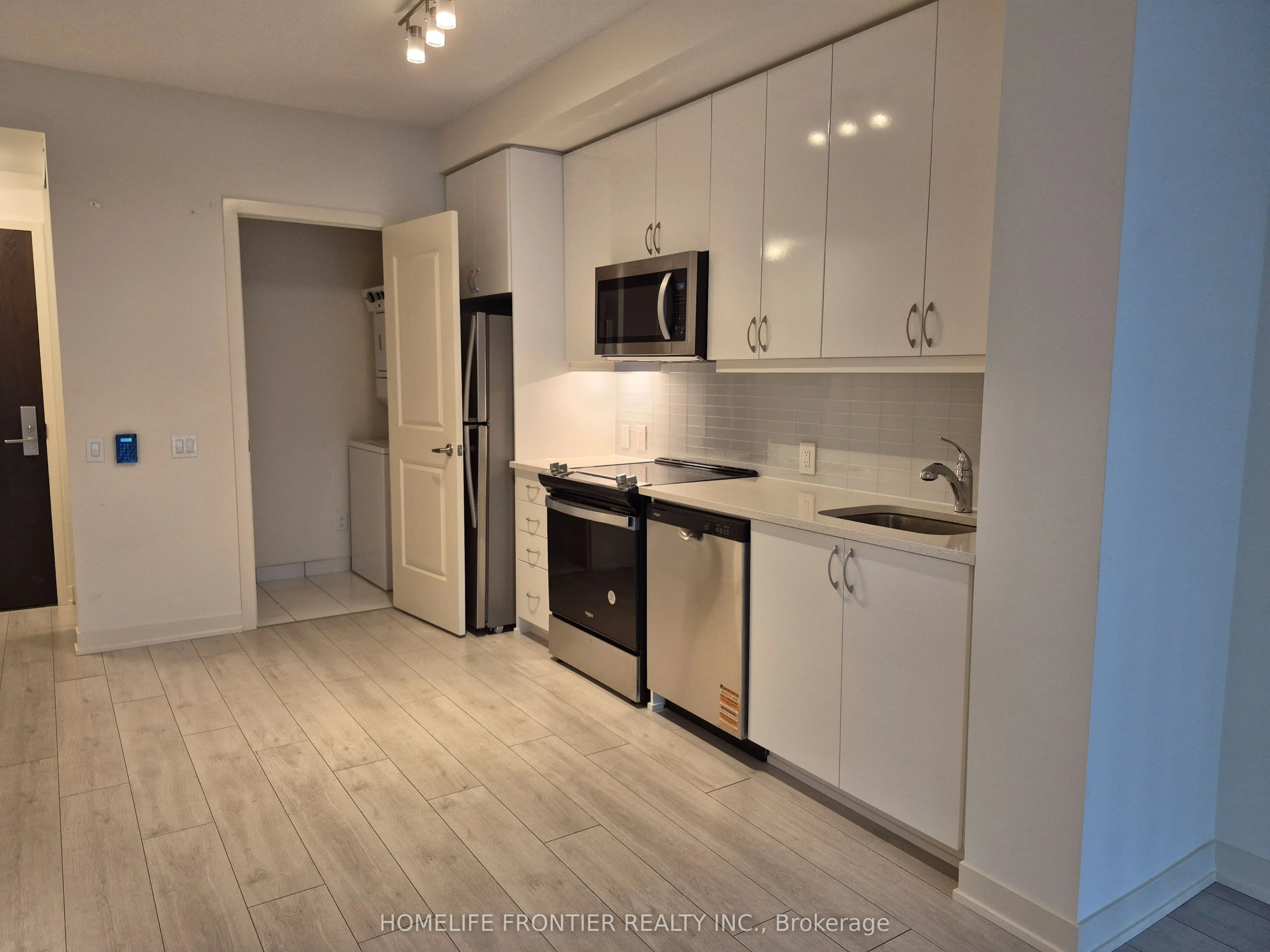 4955 Yonge Street #1915