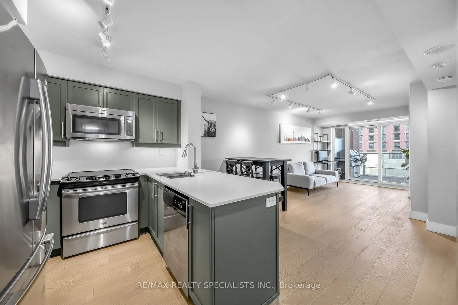 125 Western Battery Road #301
