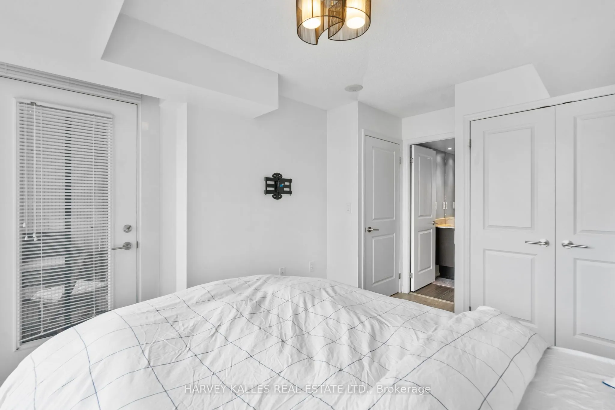 125 Western Battery Road #1316