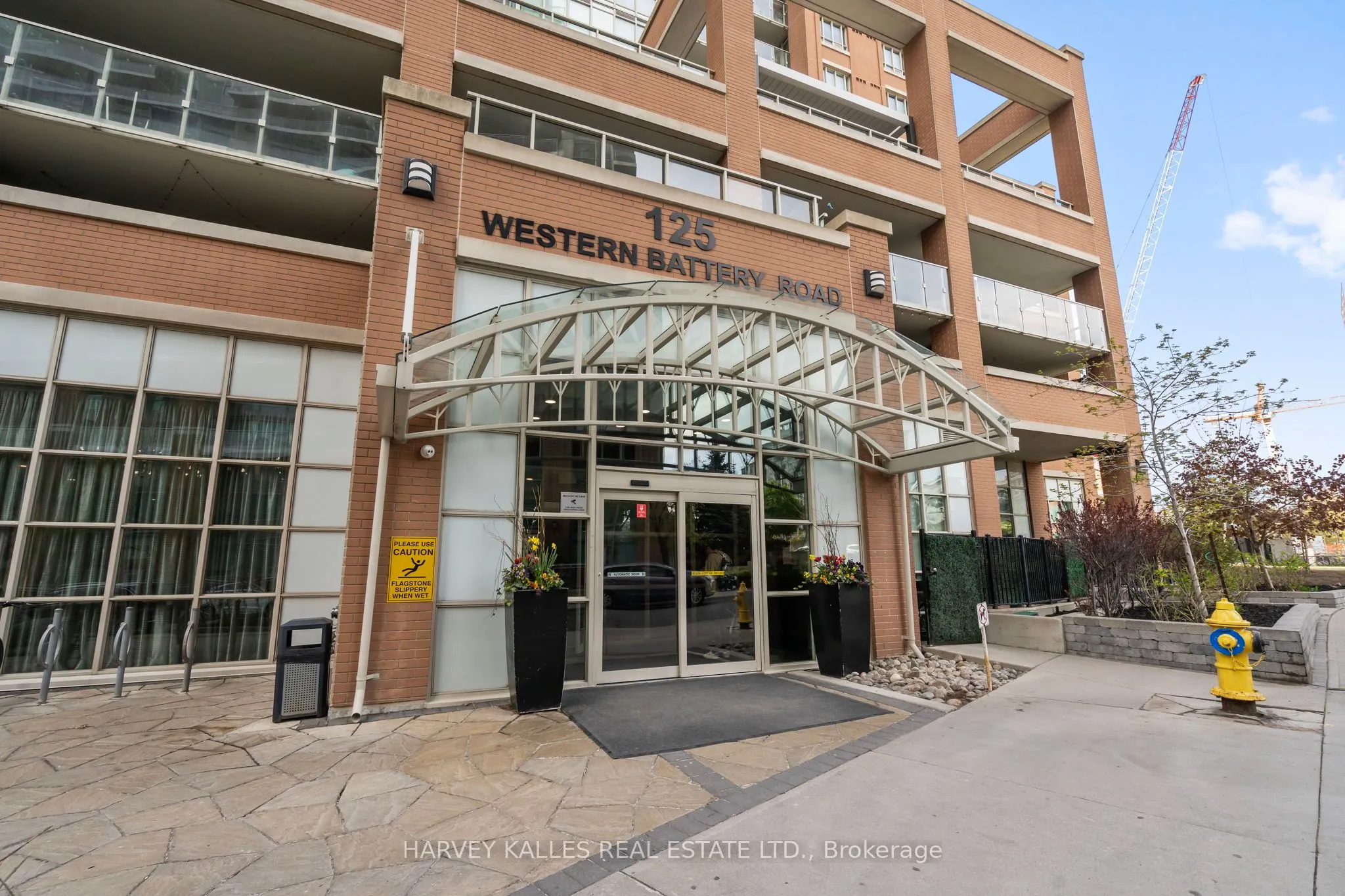 125 Western Battery Road #1316