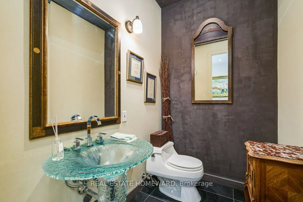 155 Dalhousie Street #PH1